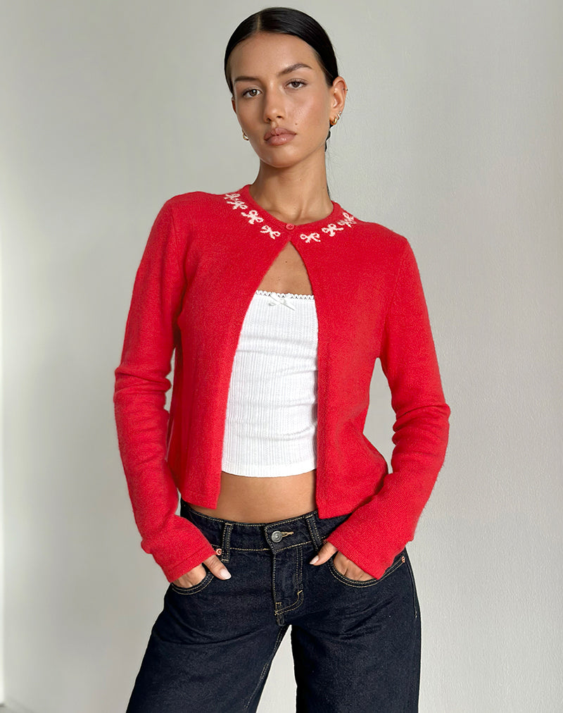 Wunara vest in rood met roze strikjes