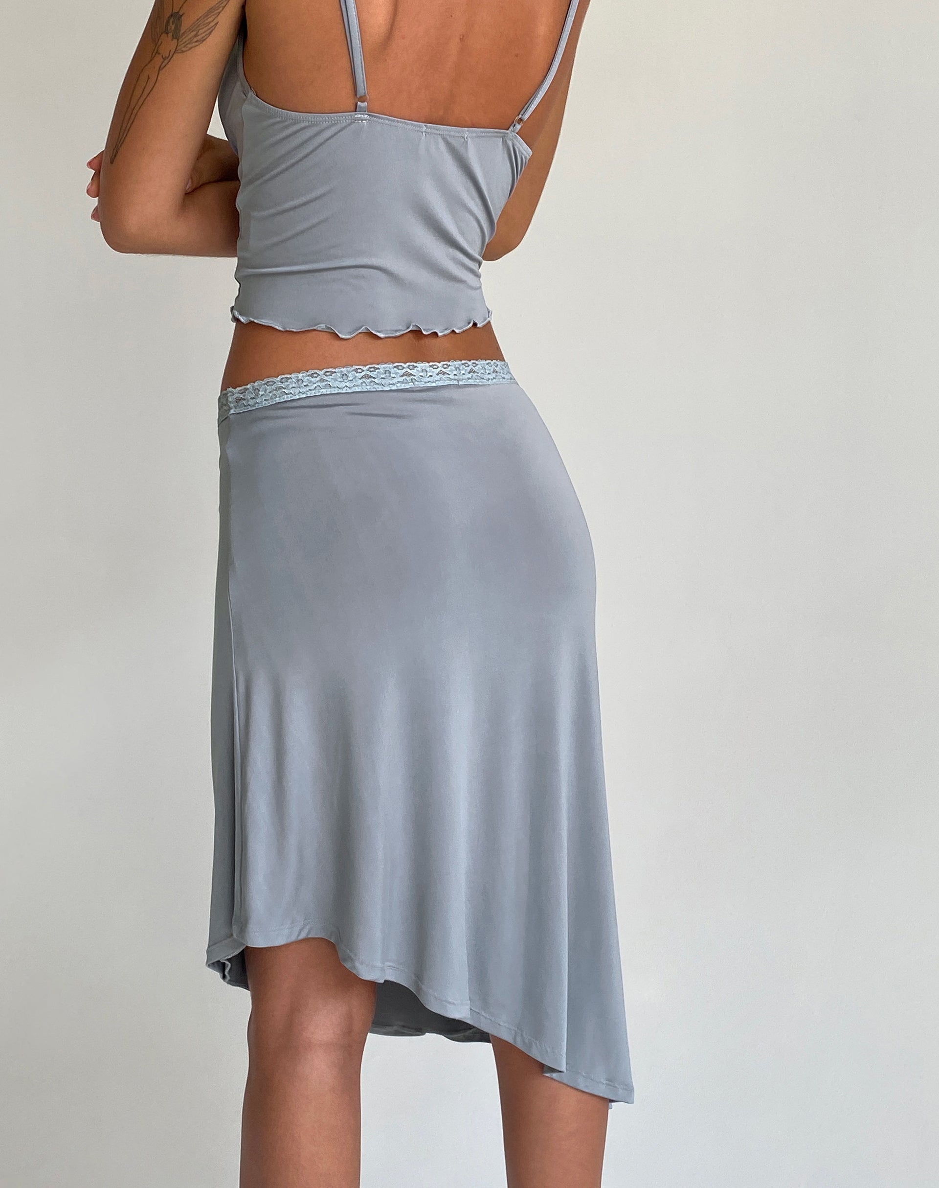 Afbeelding van Drew Asymmetrische Midirok in Slinky Grey