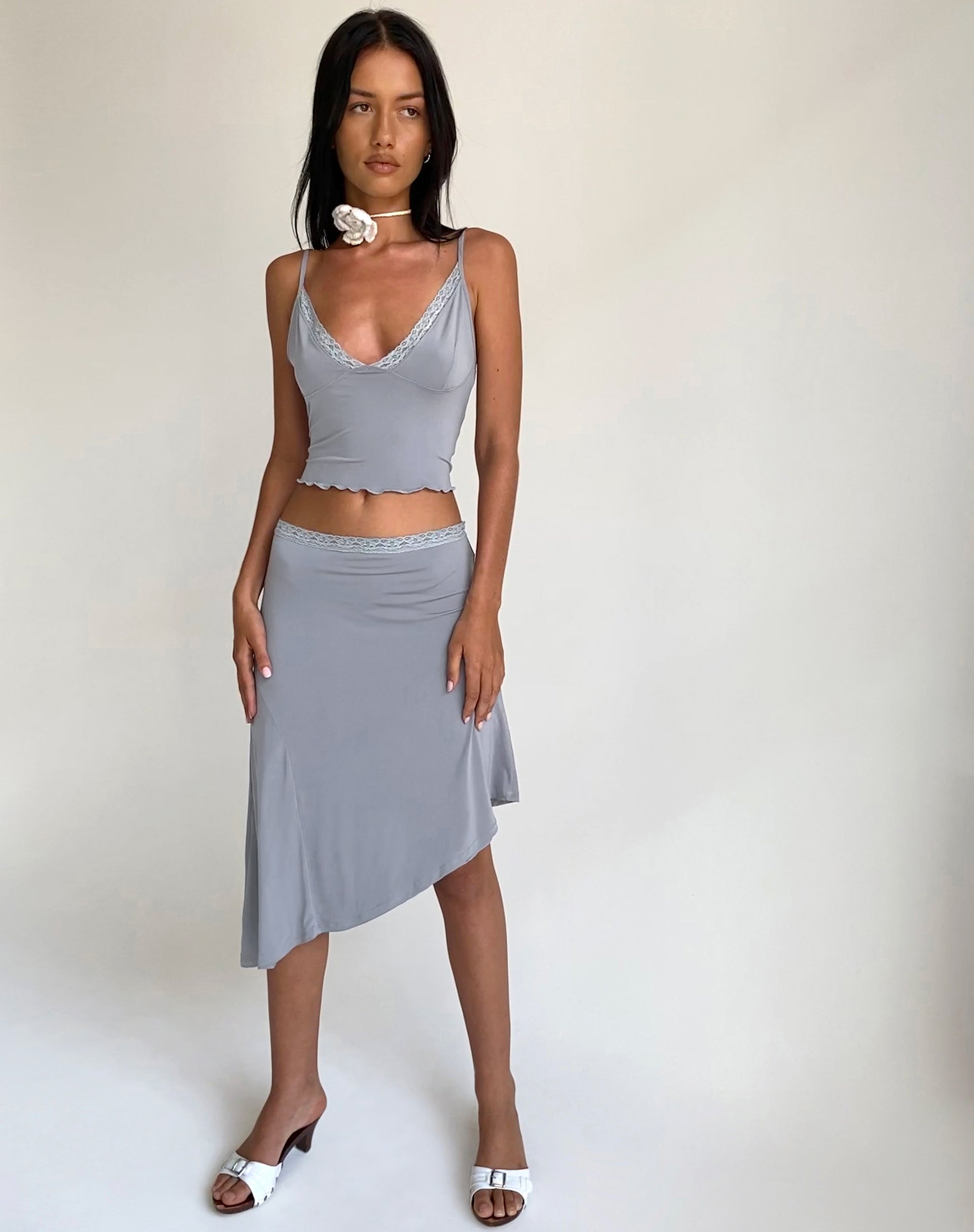 Afbeelding van Drew Asymmetrische Midirok in Slinky Grey
