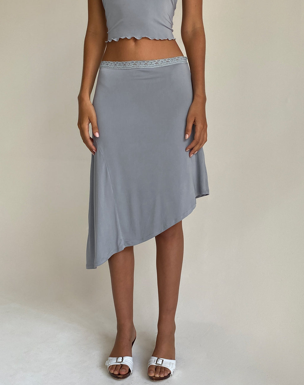 Drew Asymmetrische Midi Rok in Slinky Grijs