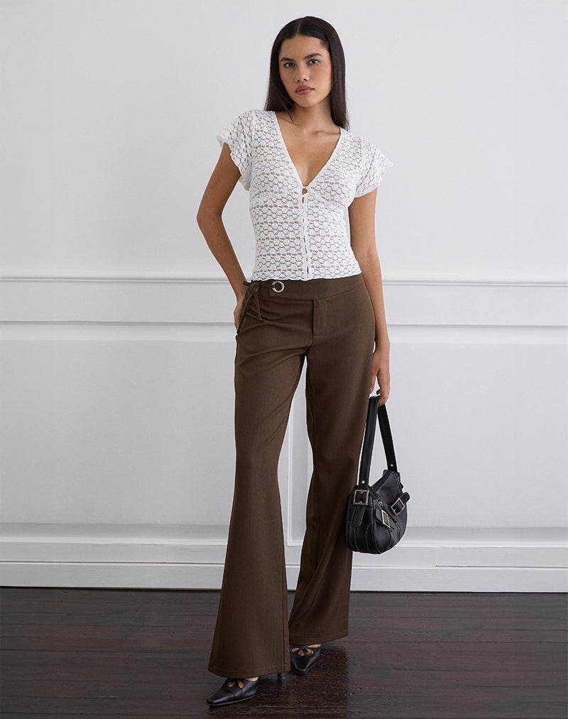 Afbeelding van Yeslin V-hals blouse met knopen in kant wit