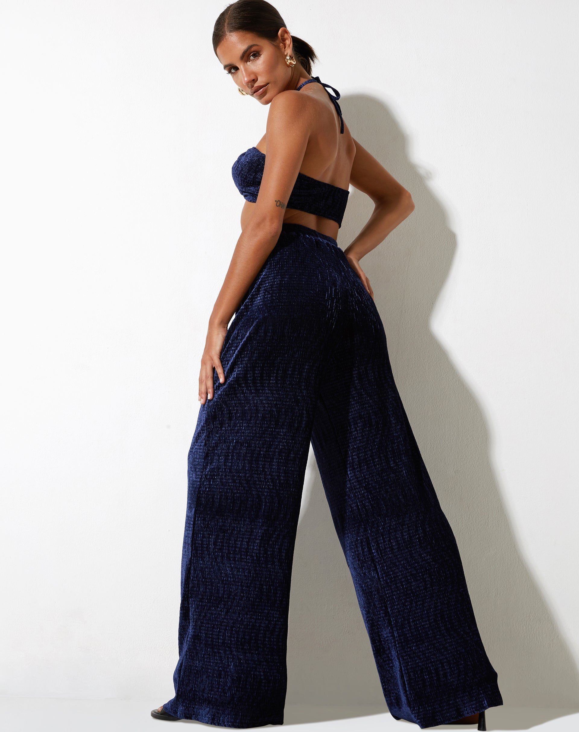 Afbeelding van Yessa Crop Top in Velvet Navy
