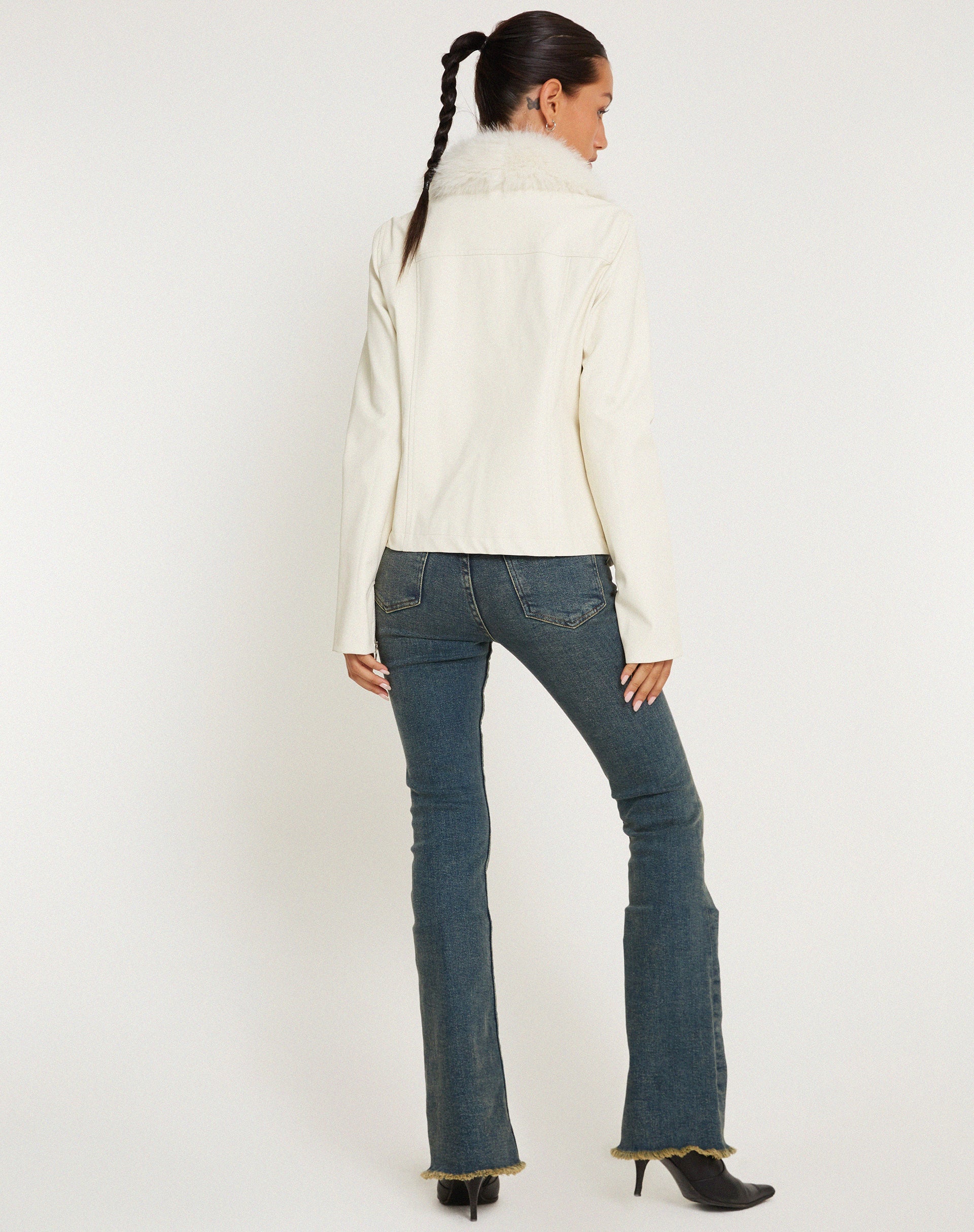 Afbeelding van Yindo Zip Up Jacket in PU Wit