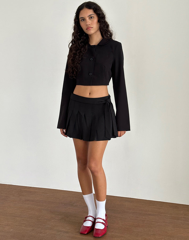 Zaviya Cropped Jas in Zwart