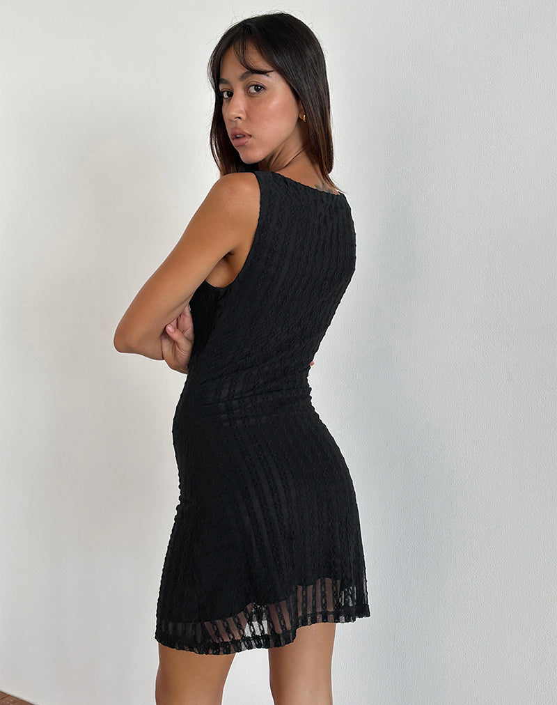 Afbeelding van Zerrin Mini Dress in Textured Lace Zwart