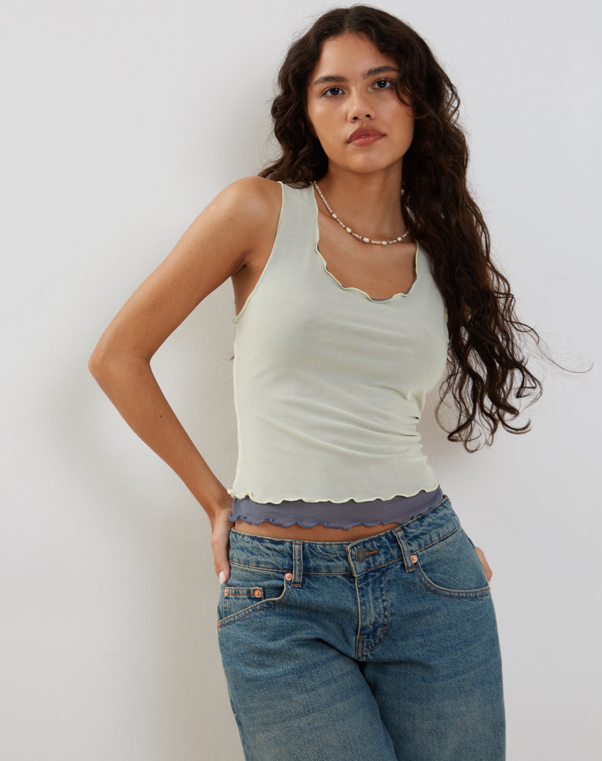 Afbeelding van Zeta Vest Top in Geel met Navy Voering