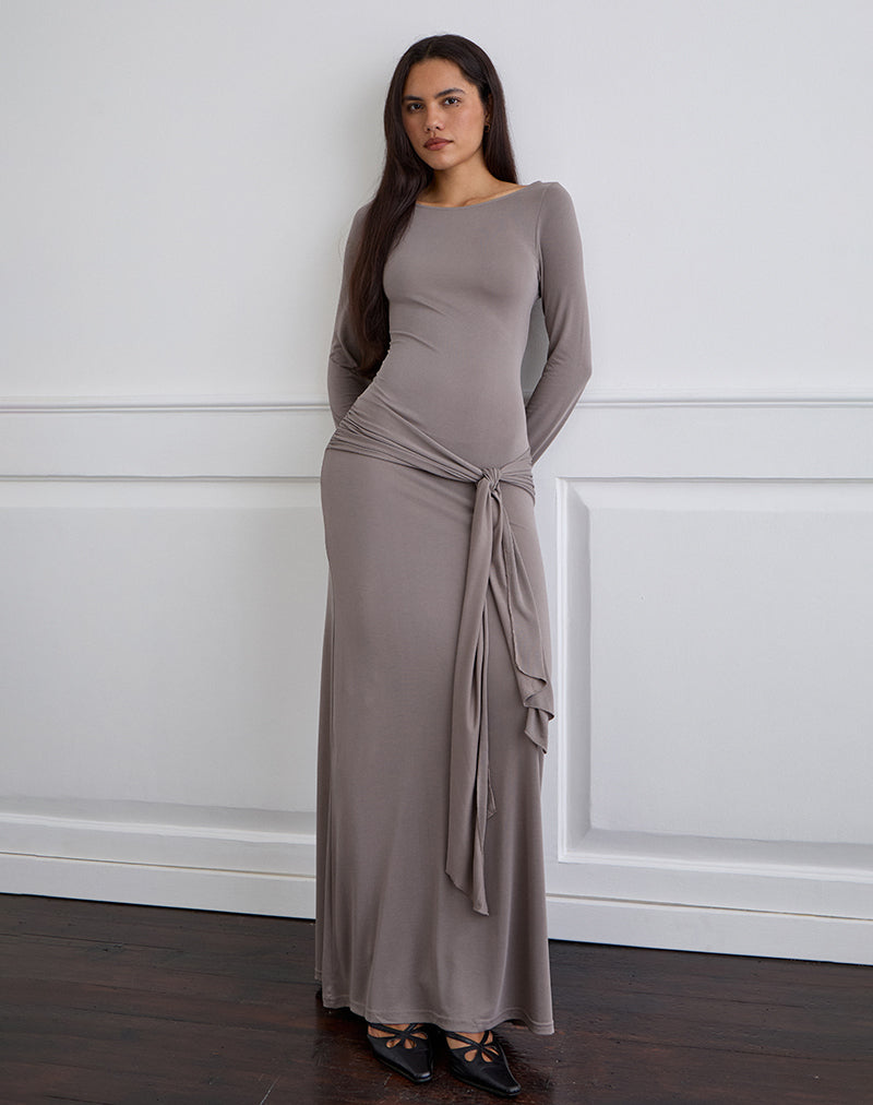 Zeya Maxi Dress in Cupro Taupe Grijs
