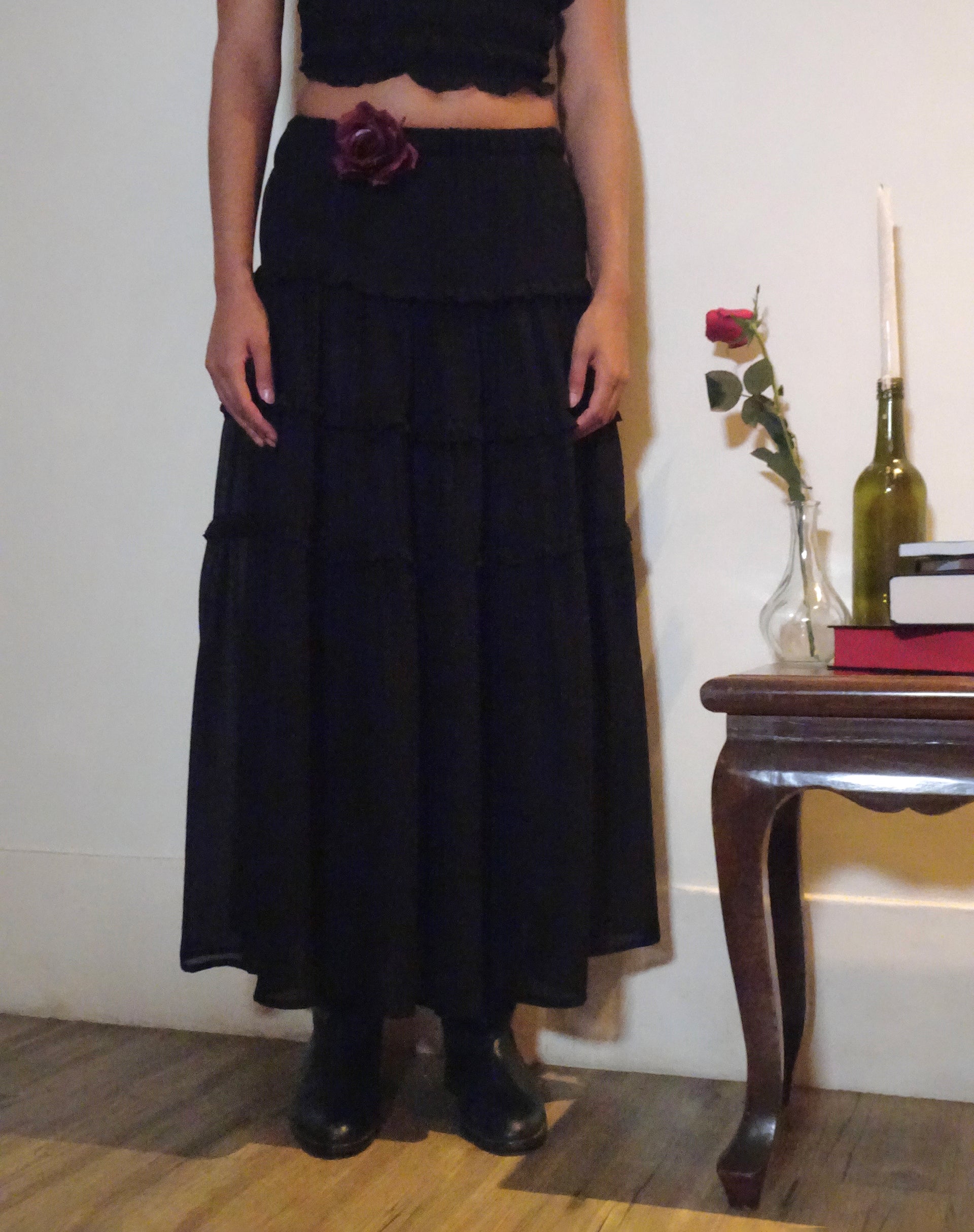 Afbeelding van Norah gestreepte maxirok in zwart chiffon