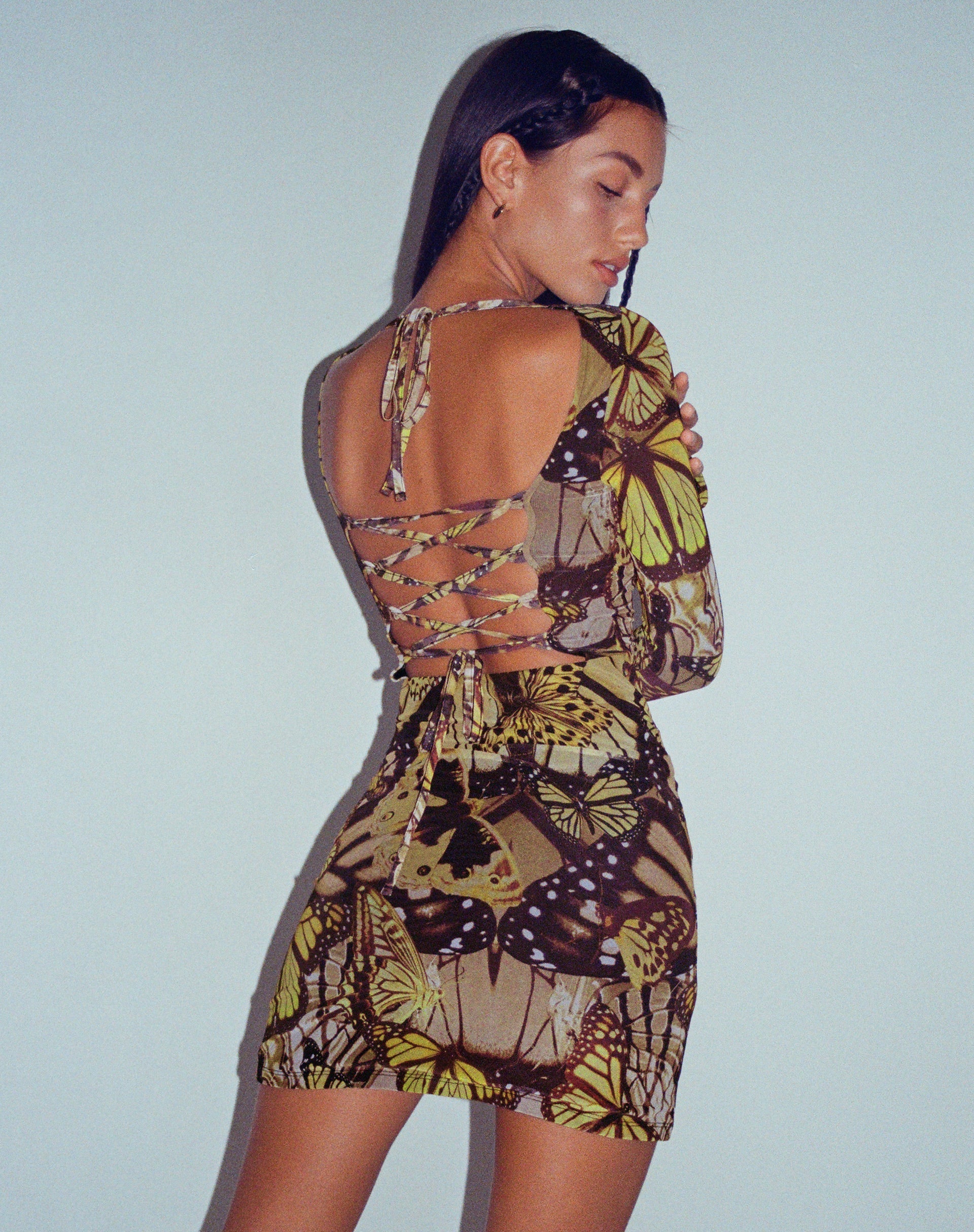 Afbeelding van Onata Mini Dress in Butterfly Gold
