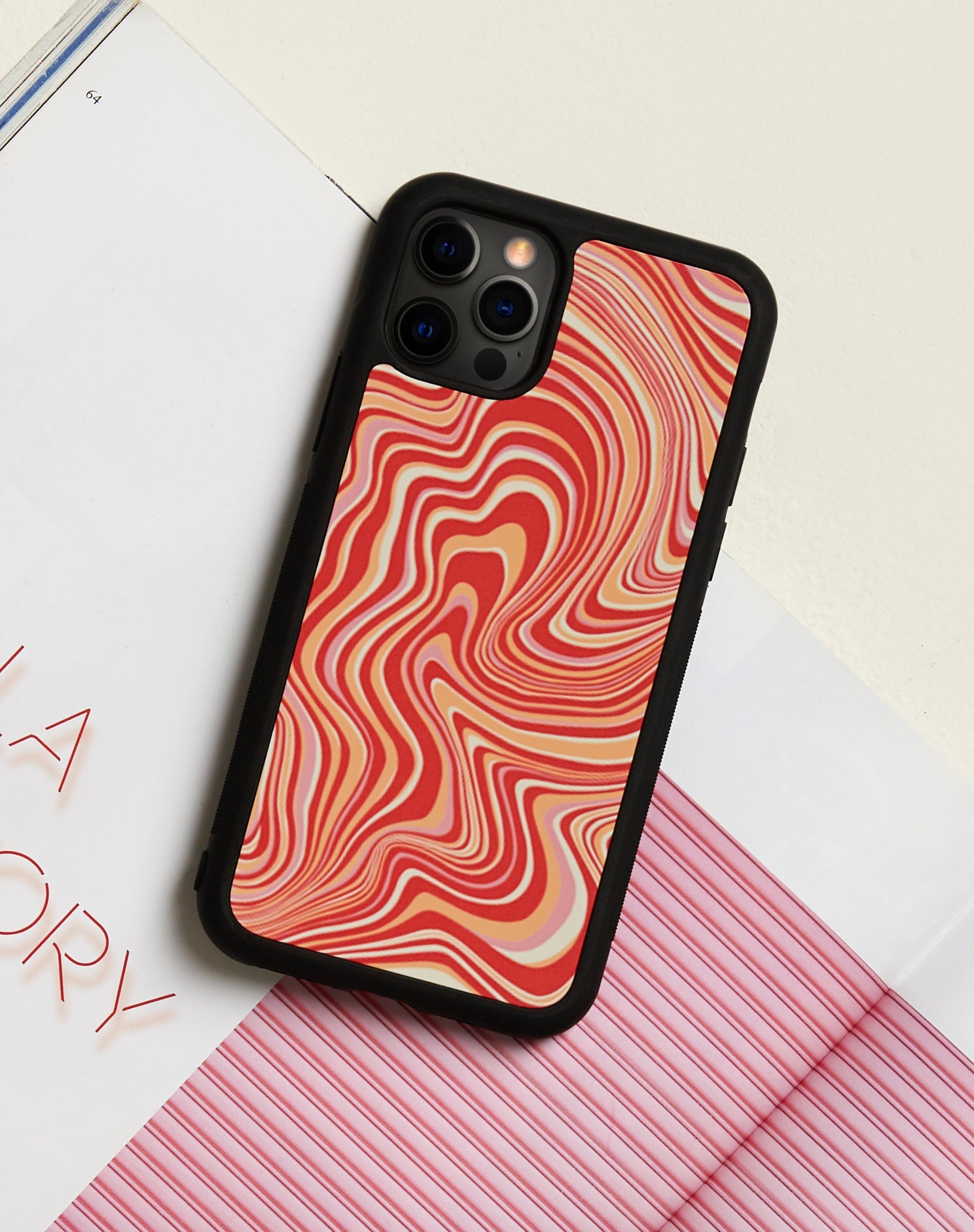 Afbeelding van Motel X Barbara Kristoffersen Iphone Case in 70s Ripple in Mandarijn