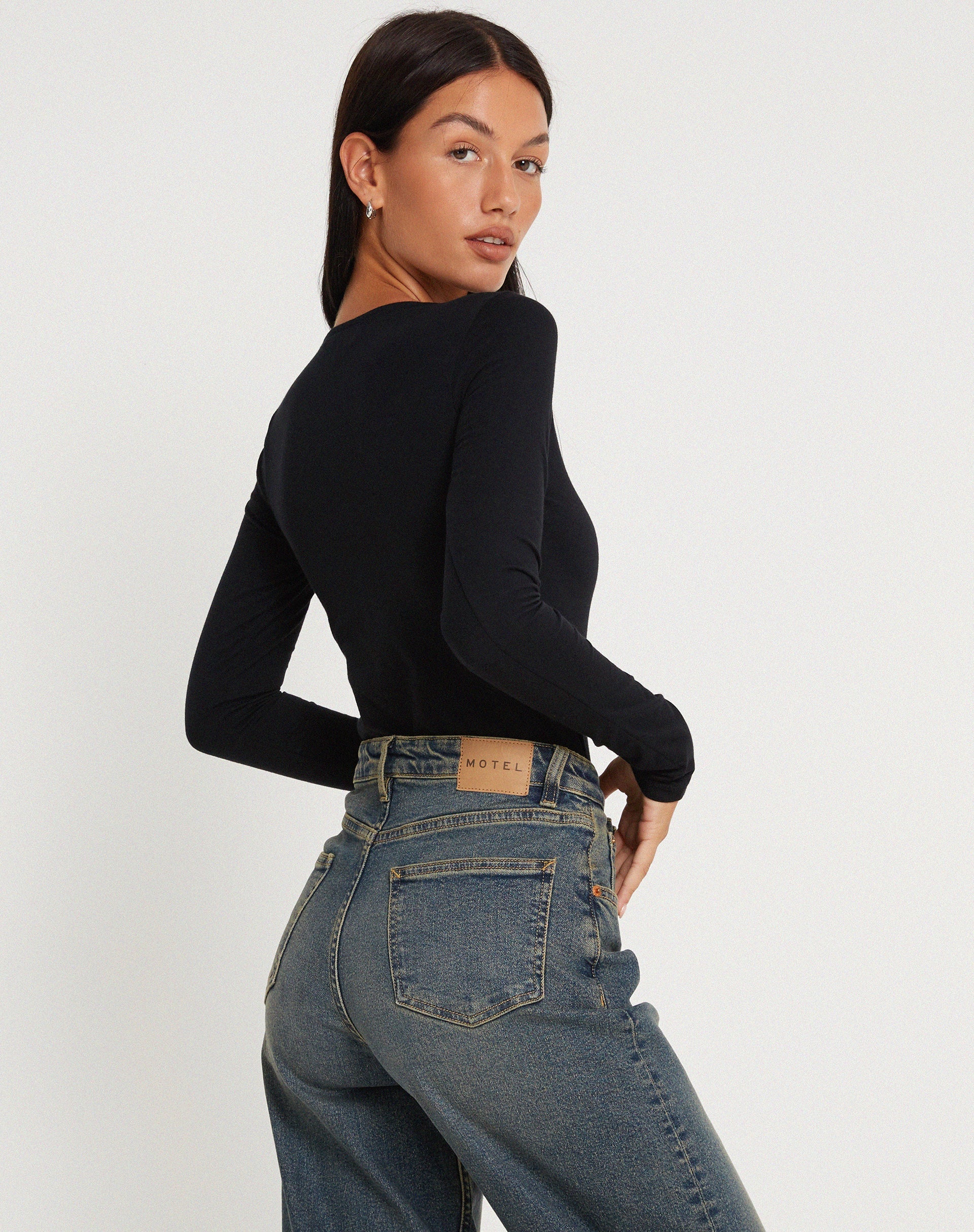 Afbeelding van Abra Bodysuit met lange mouwen in zwart