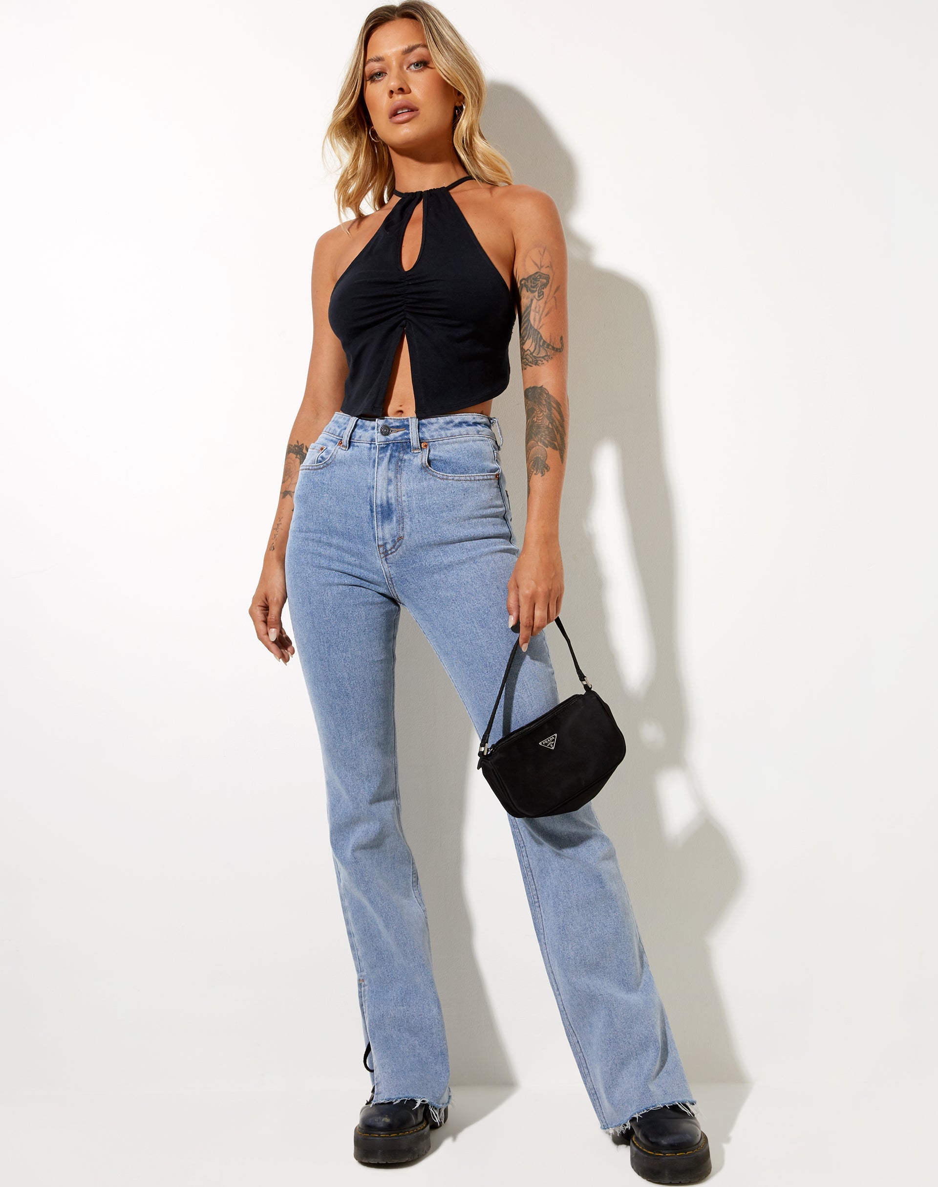 Afbeelding van Asmi Crop Top in Zwart