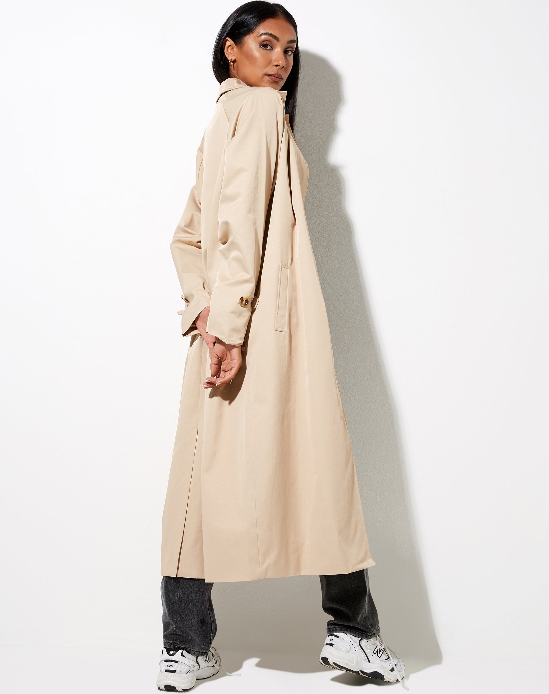 Afbeelding van Assa Trenchcoat in Beige met Stripe Voering