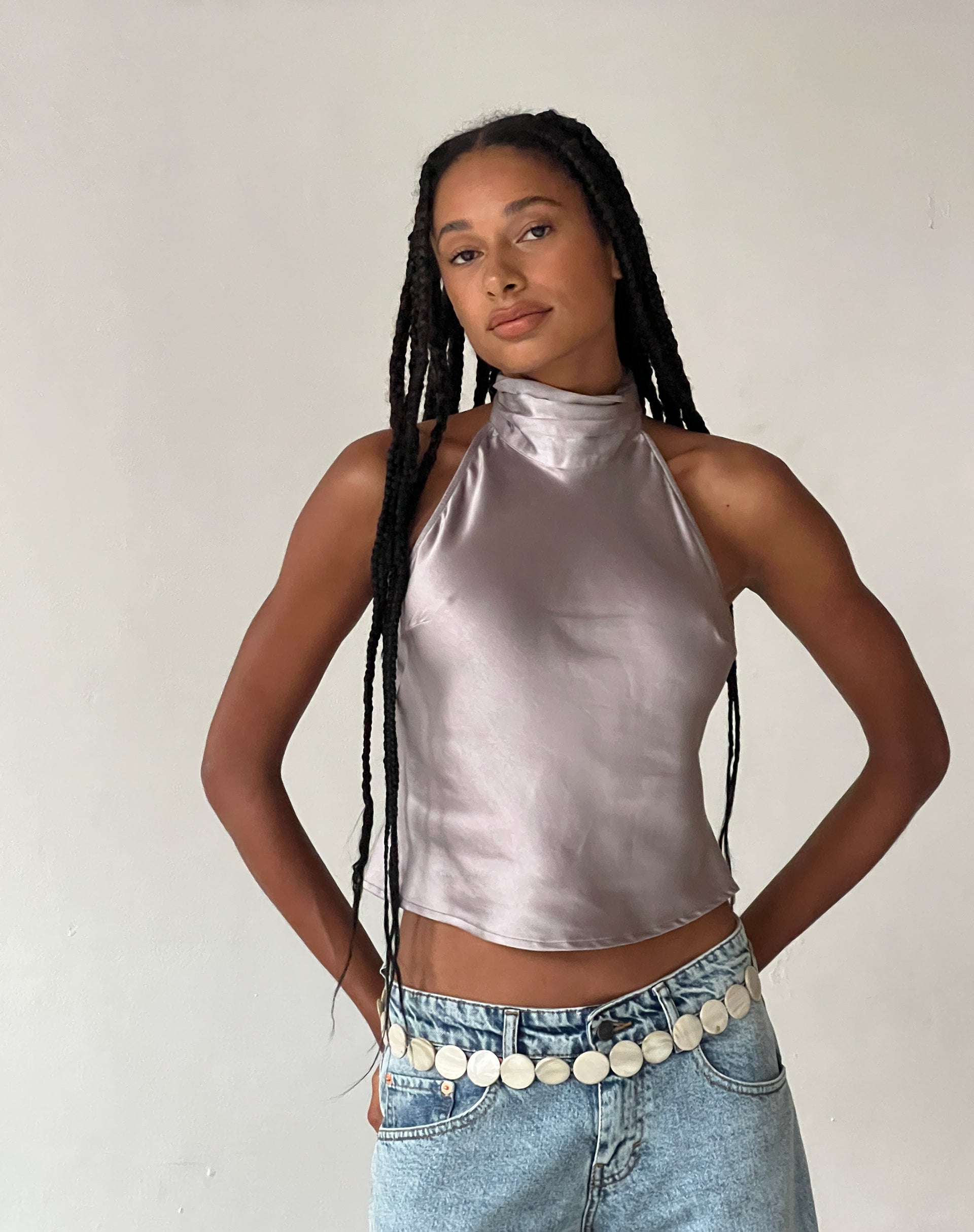 Afbeelding van MOTEL X JACQUIE Ataina Halterneck Top in Satijn Zilver