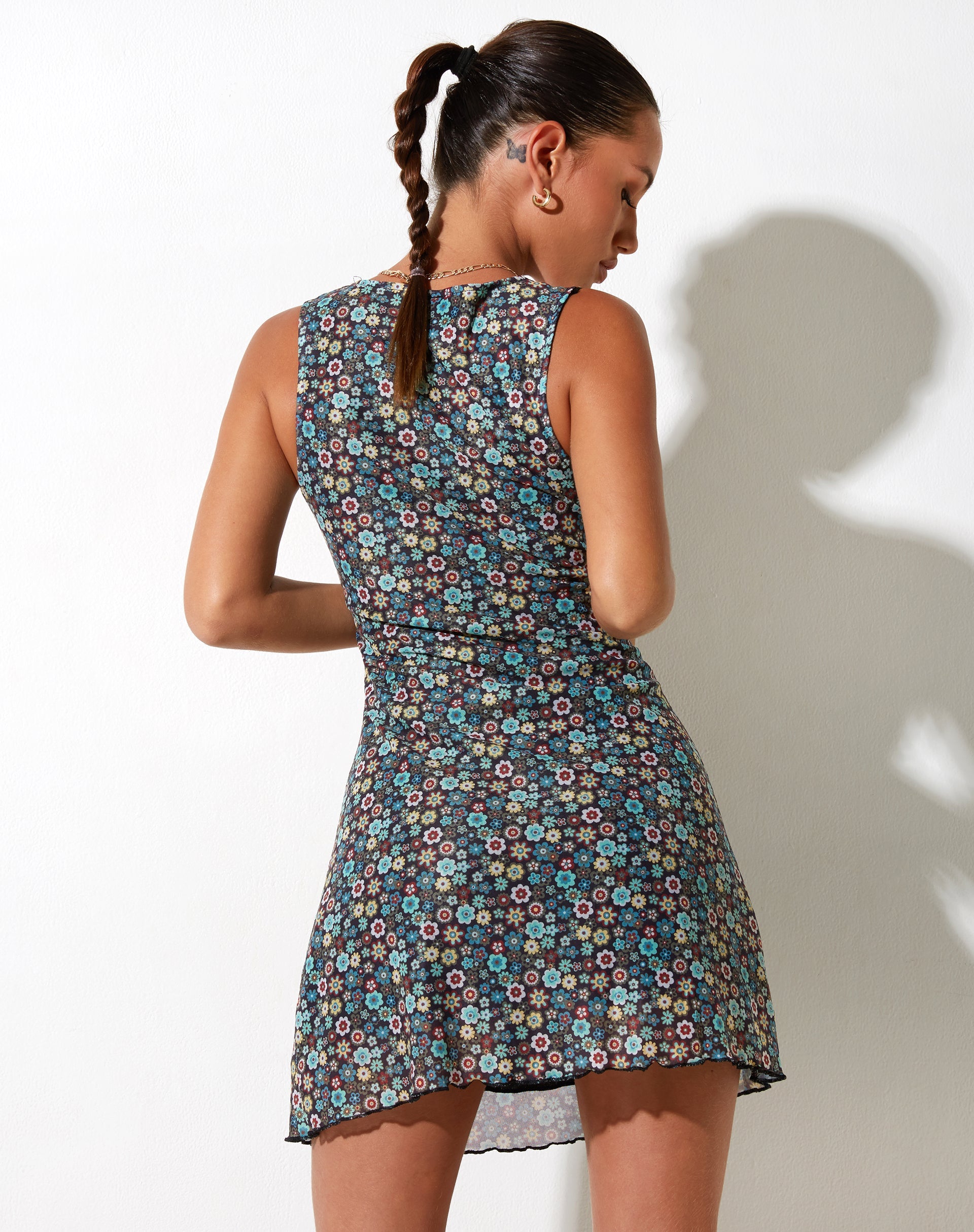 Afbeelding van Avalie Mini Dress in Folk Floral