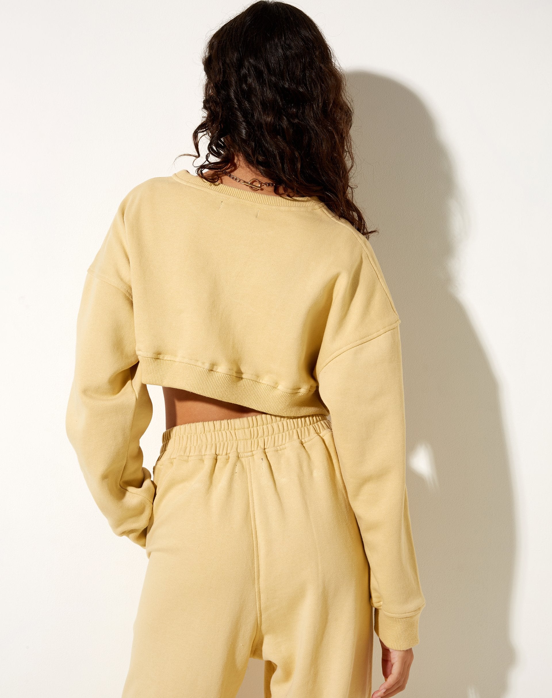 Afbeelding van Bacel Cropped Sweatshirt in Custard M Embro