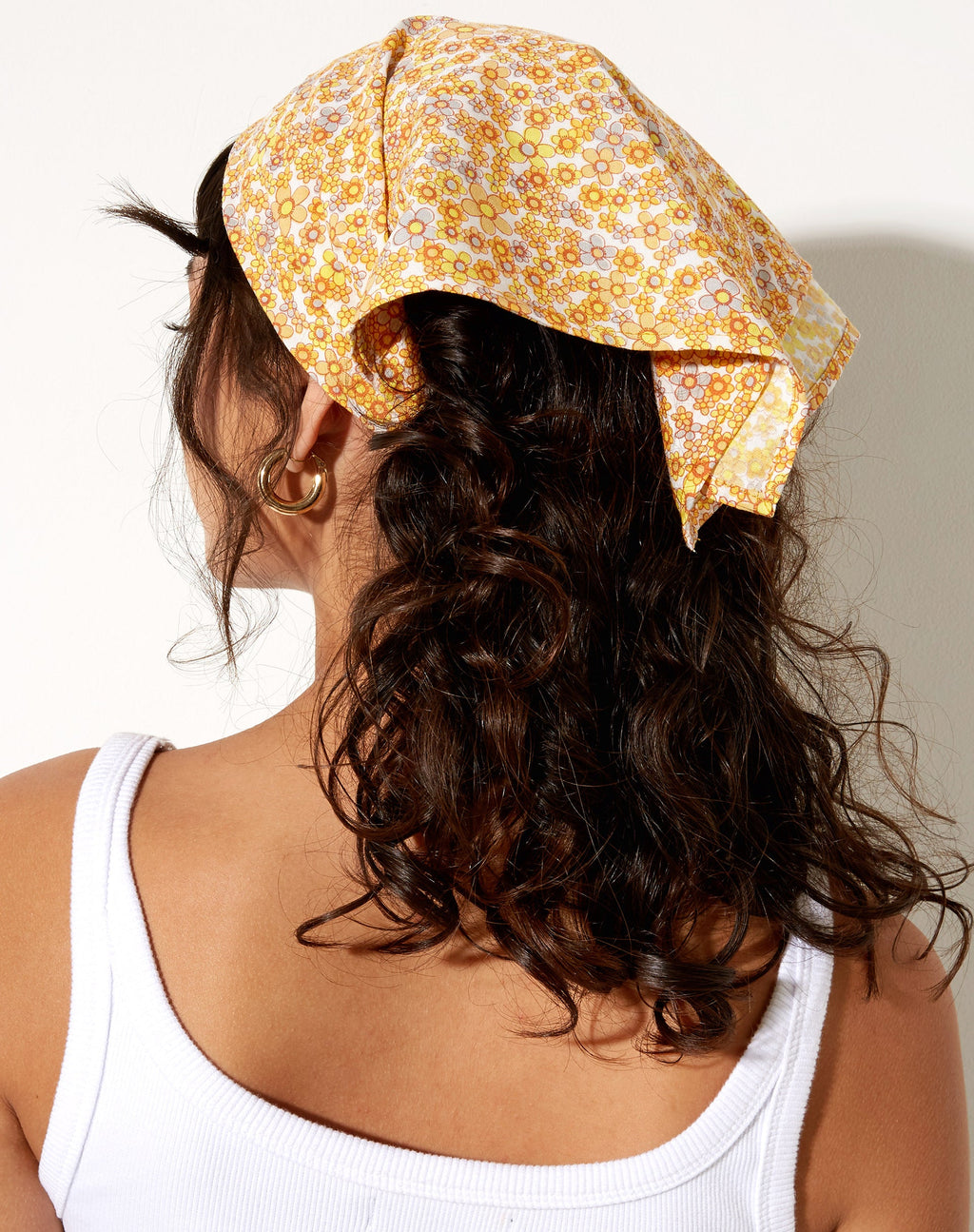 Bandana in tuinbloem geel