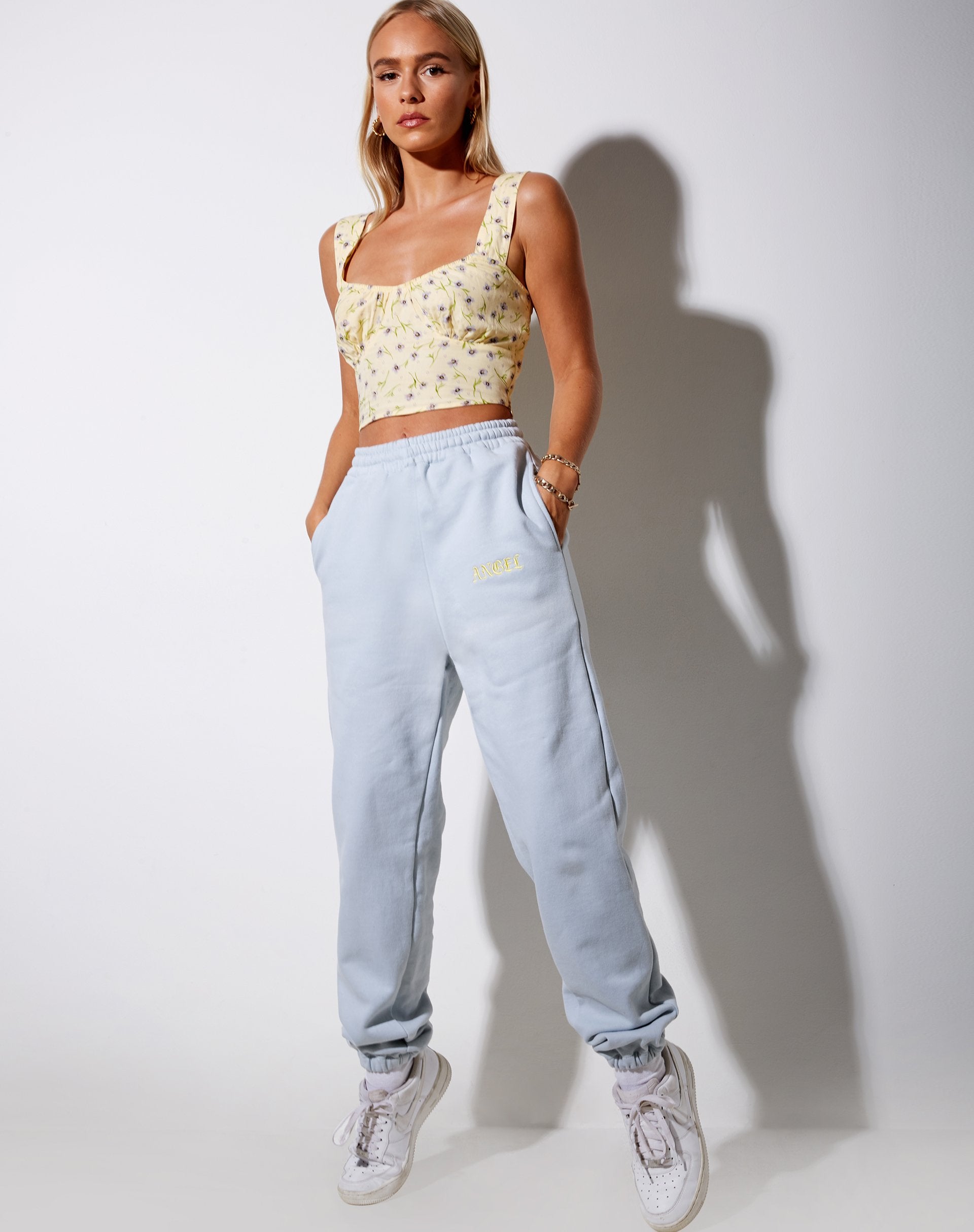 Afbeelding van Basta Jogger in Baby Blue Angel Embro in Lemon