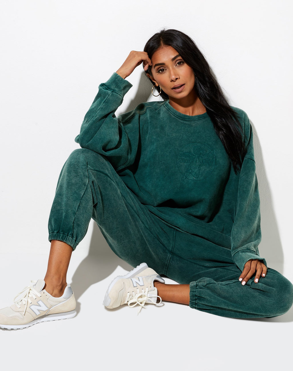 Glo Sweatshirt in gewassen groen 'Angel Energy' Cherubijn Embro