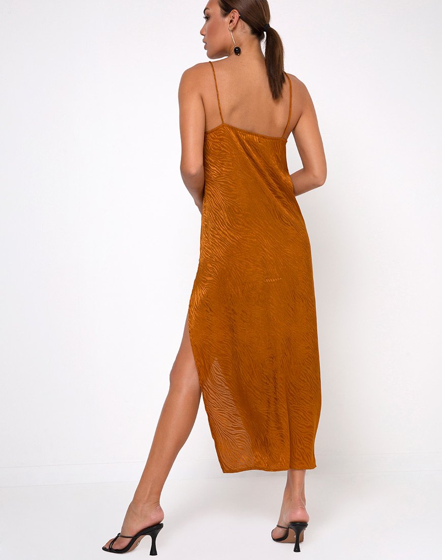 Batis Maxi Dress in Satijn Zebra Goud Koraal