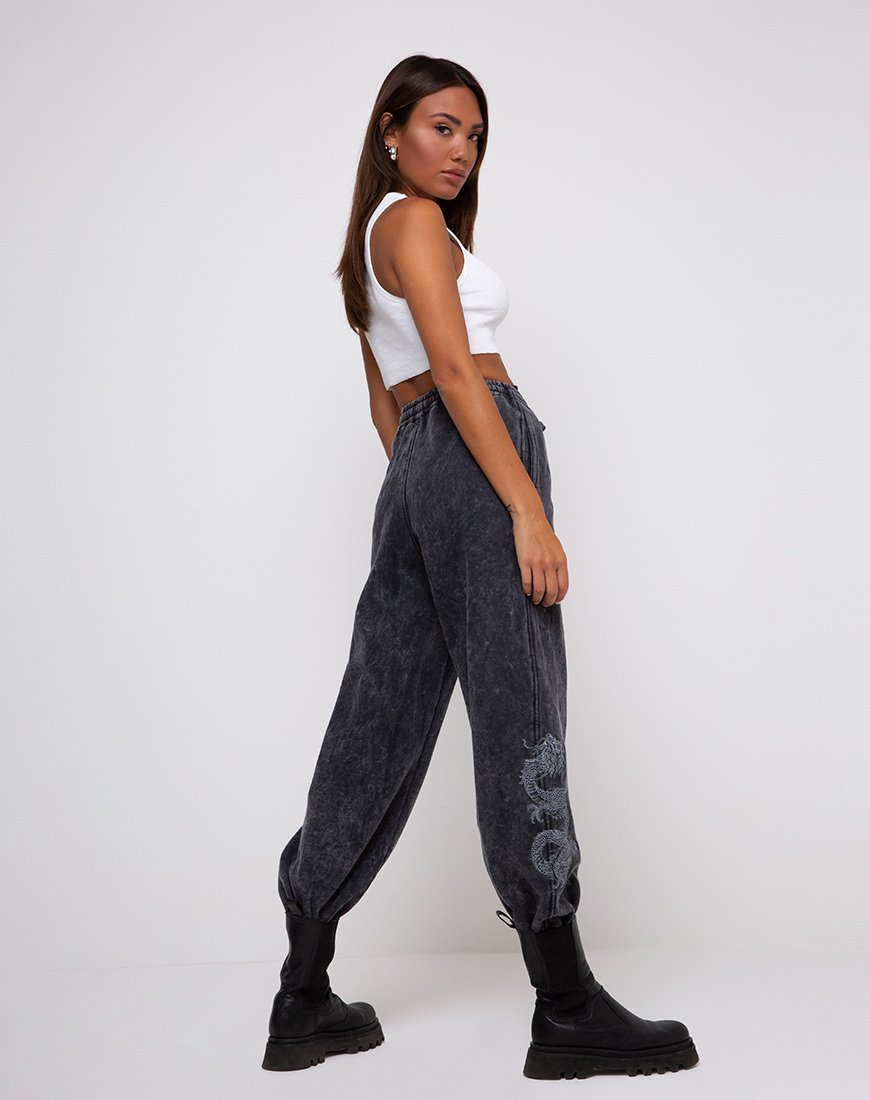 Basta Jogger in Acid Stone Wash met Draak Embro