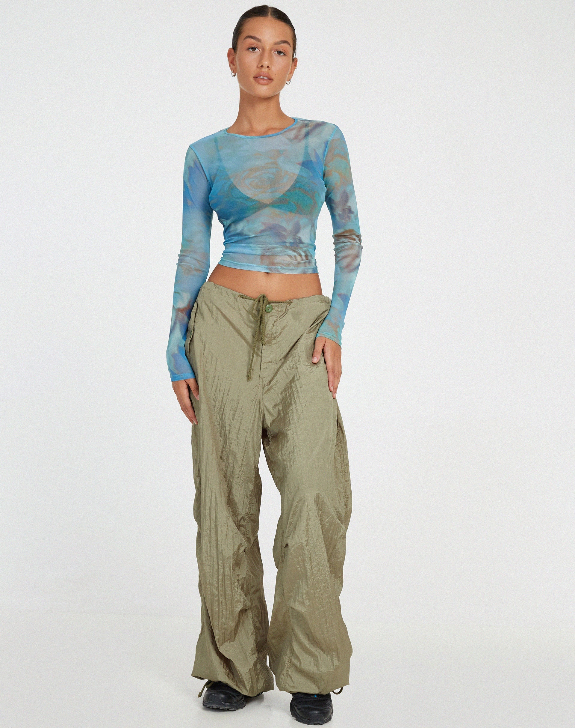 Afbeelding van Elijah Crop Top in Digi Petal Blue