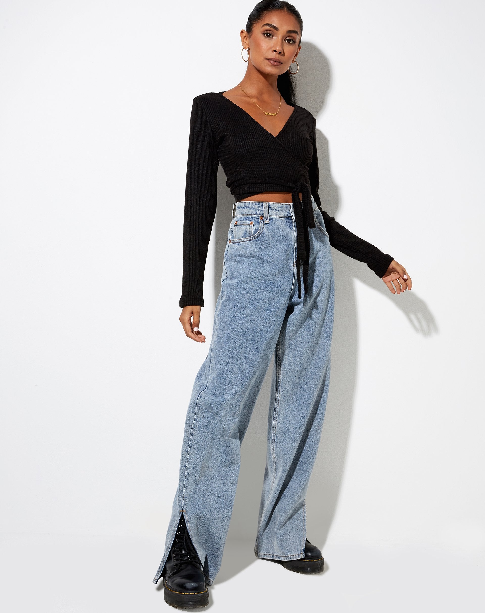 Afbeelding van Bianca Wrap Top in Rib Zwart