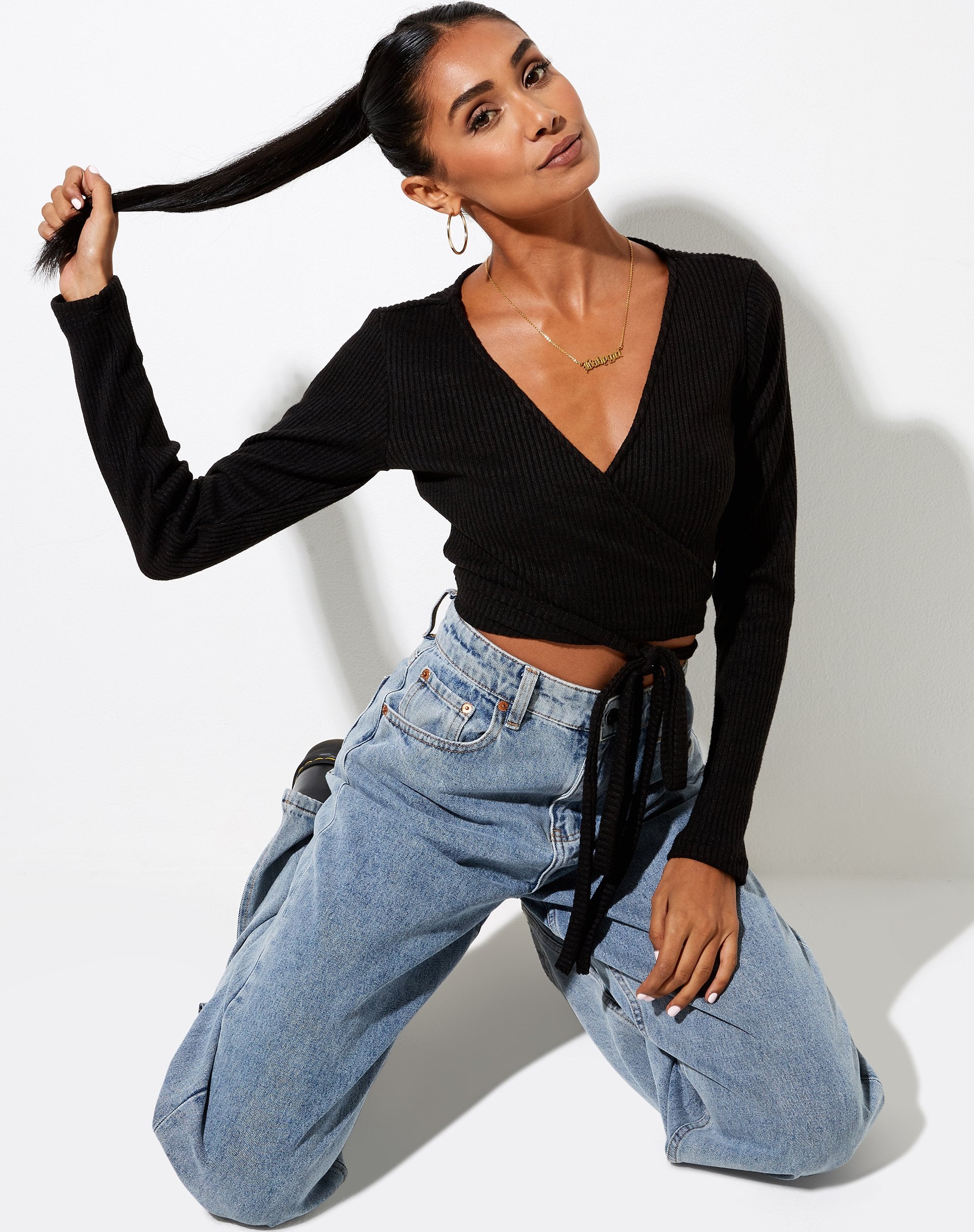 Afbeelding van Bianca Wrap Top in Rib Zwart