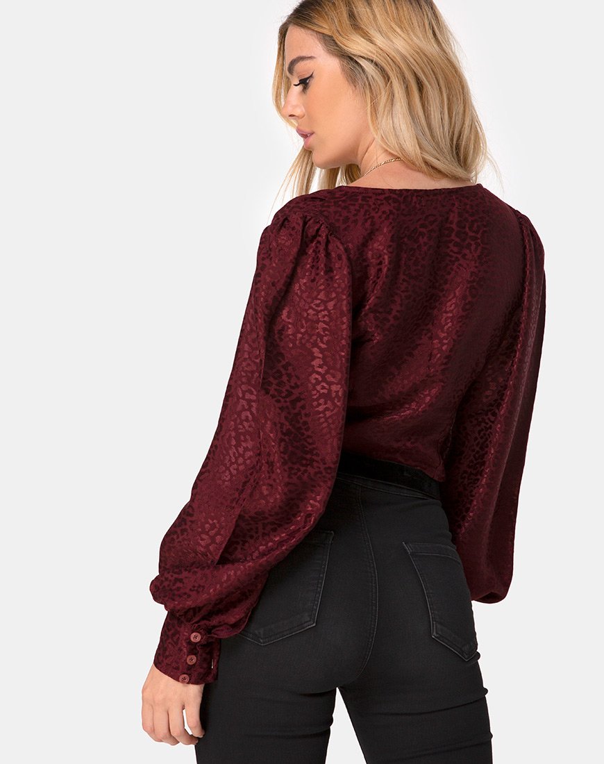 Bina Crop Top in Satijn Cheetah Bourgondië