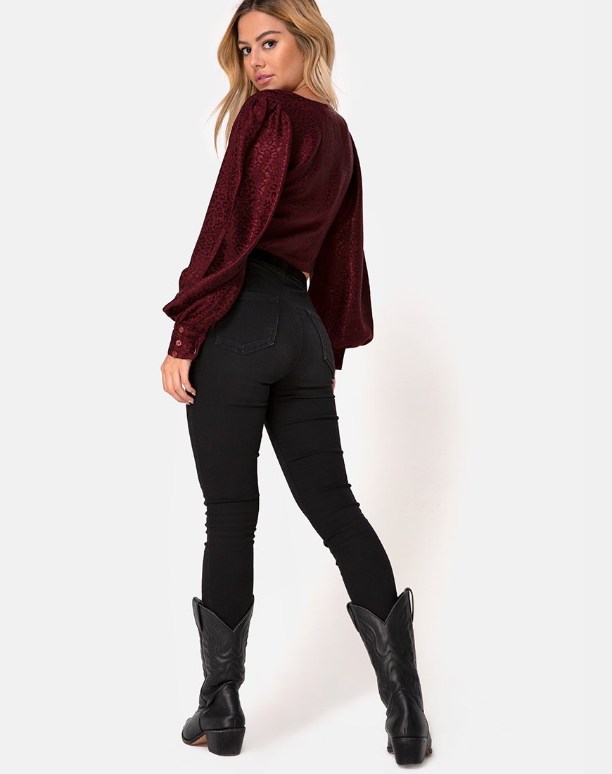 Afbeelding van Bina Crop Top in Satijn Cheetah Bourgondië