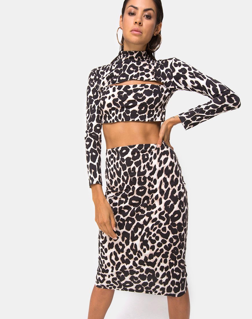 Bobby Midi rok in oversized Jaguar