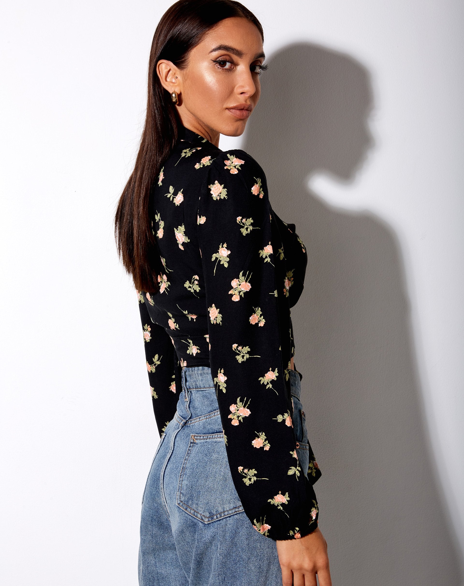 Afbeelding van Briza Crop Top in Rose Garden Zwart
