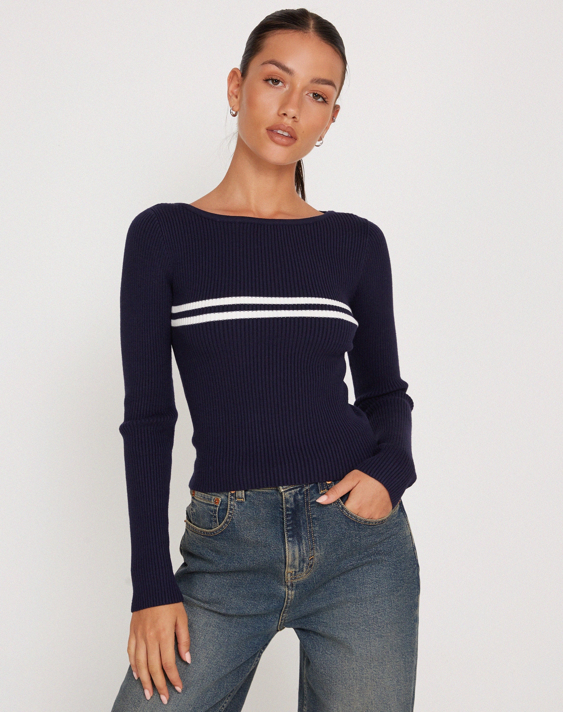 Afbeelding van Buana Lange Mouw Top in Dark Navy