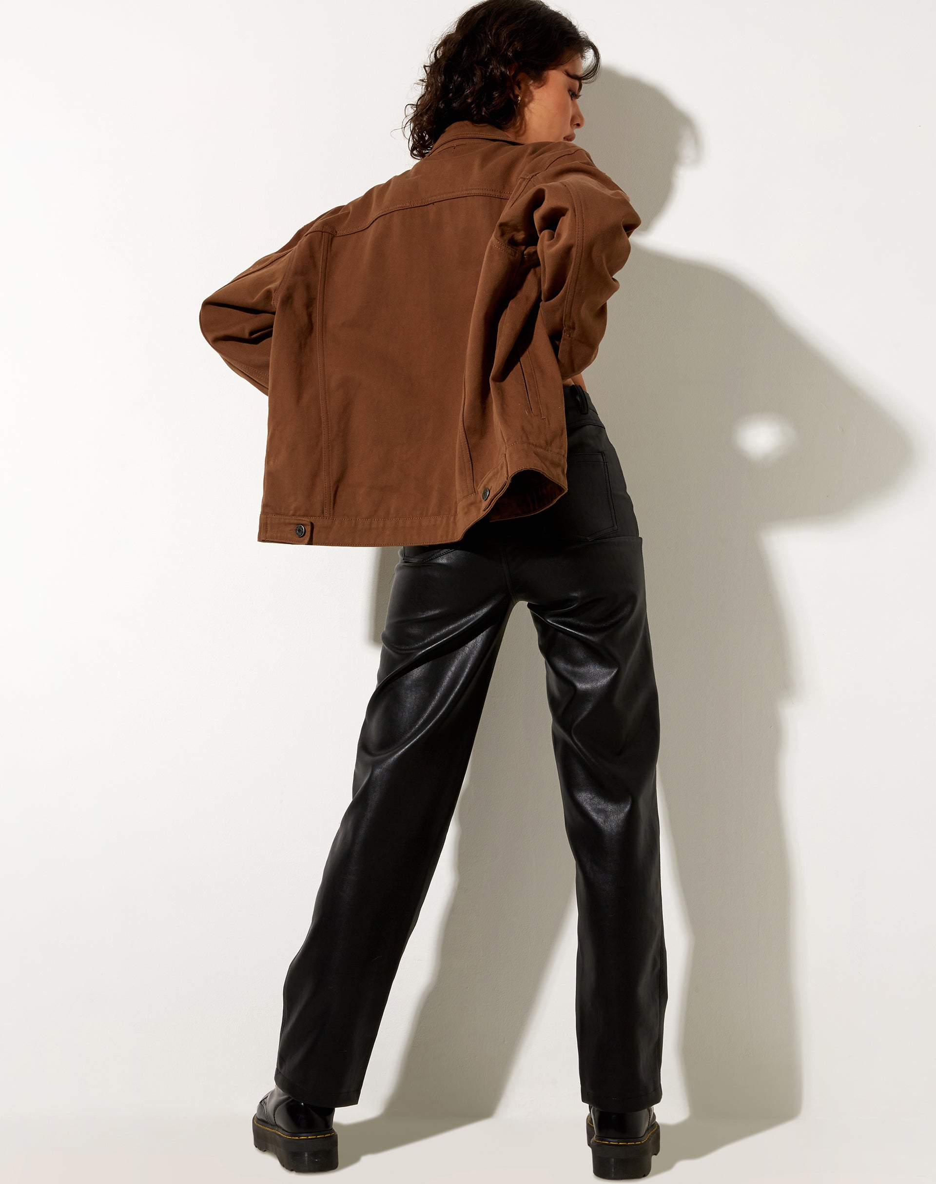 Afbeelding van Calissa Denim Jacket in Rich Brown