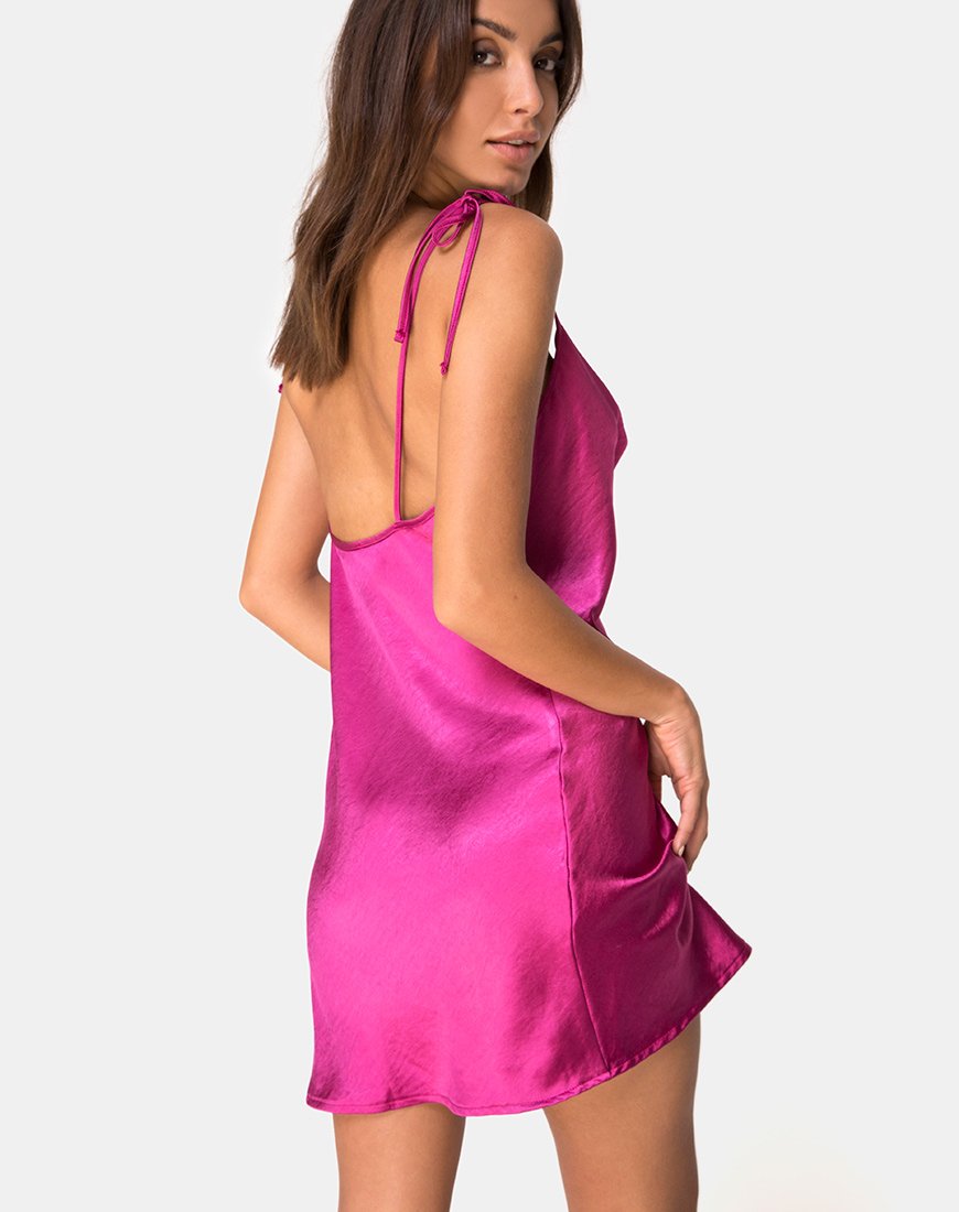 Afbeelding van Camara Jurk in Satijn Magenta