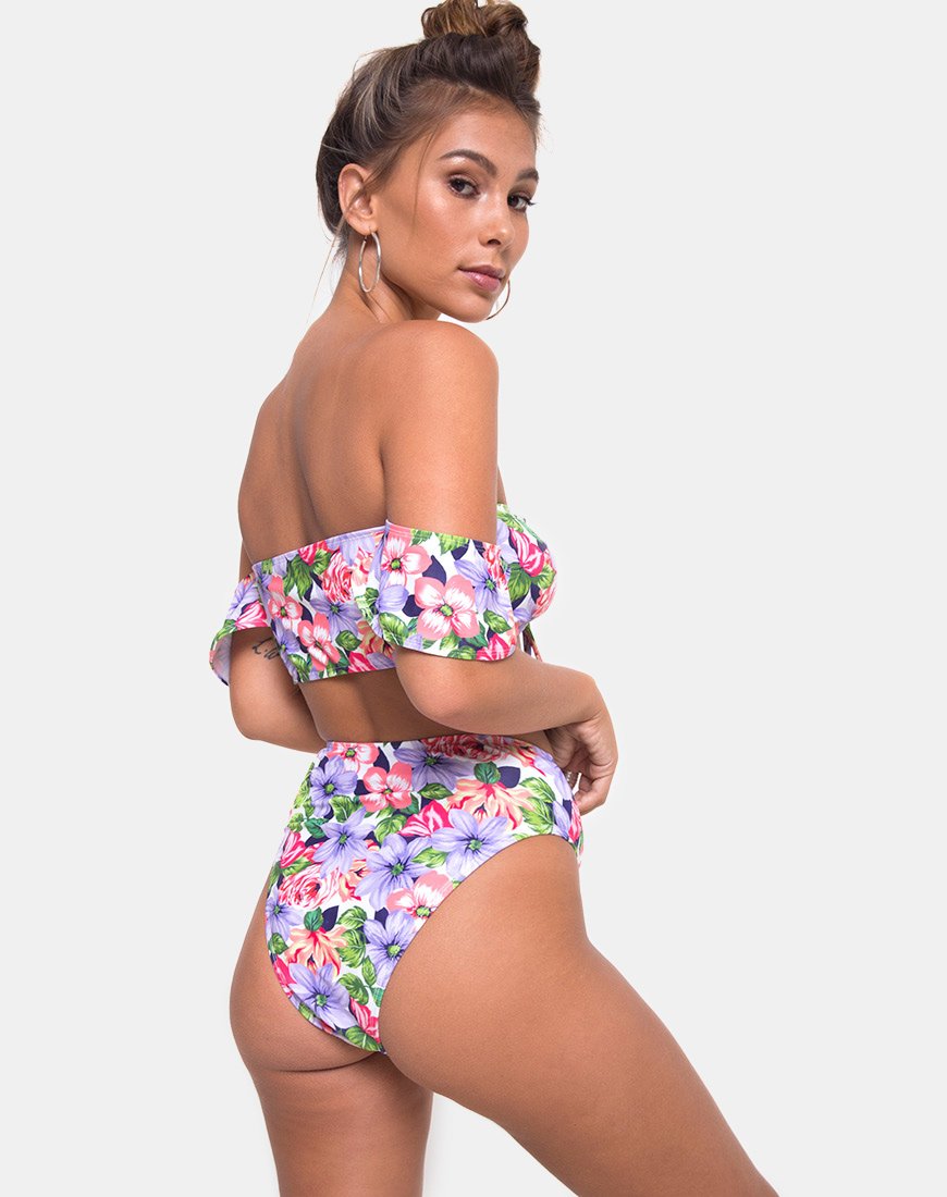 Carmella Bikinitop in Spring Fling