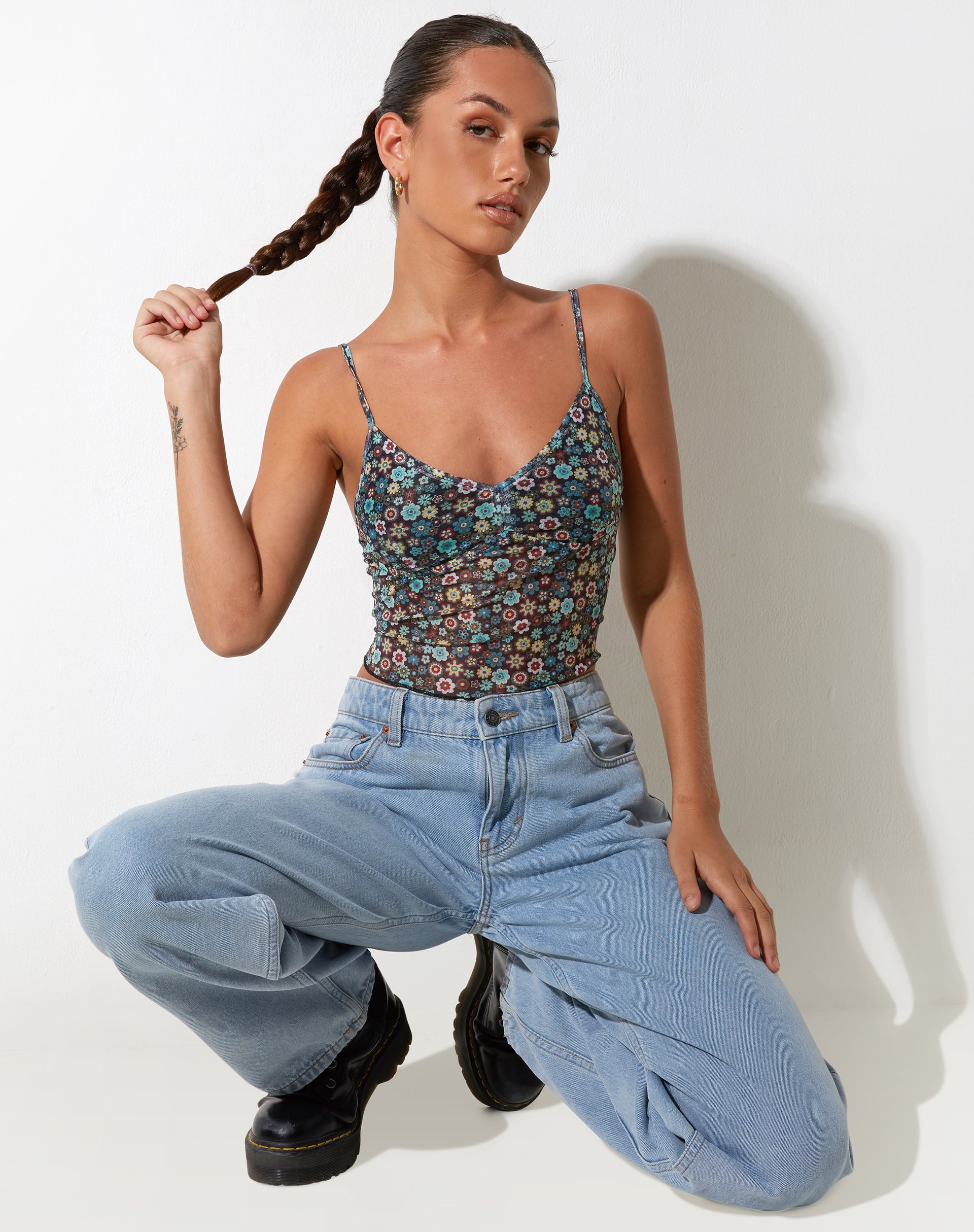 Afbeelding van Conchita Crop Top in Folk Floral