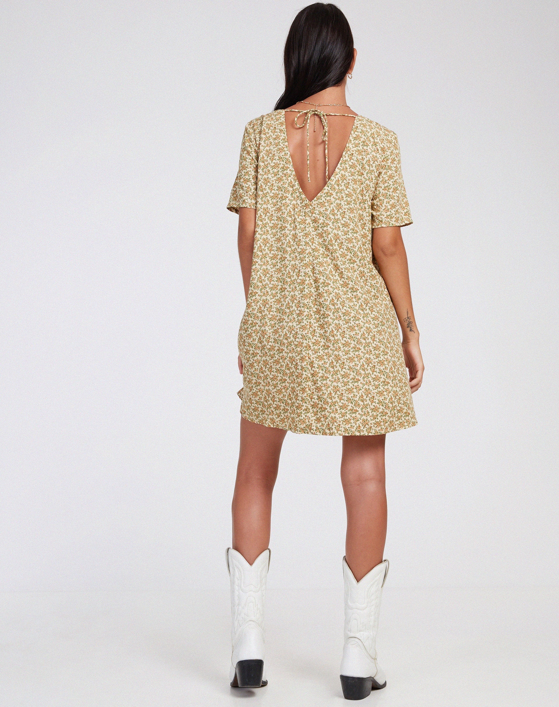 Afbeelding van Crosena Mini Dress in Washed Ditsy