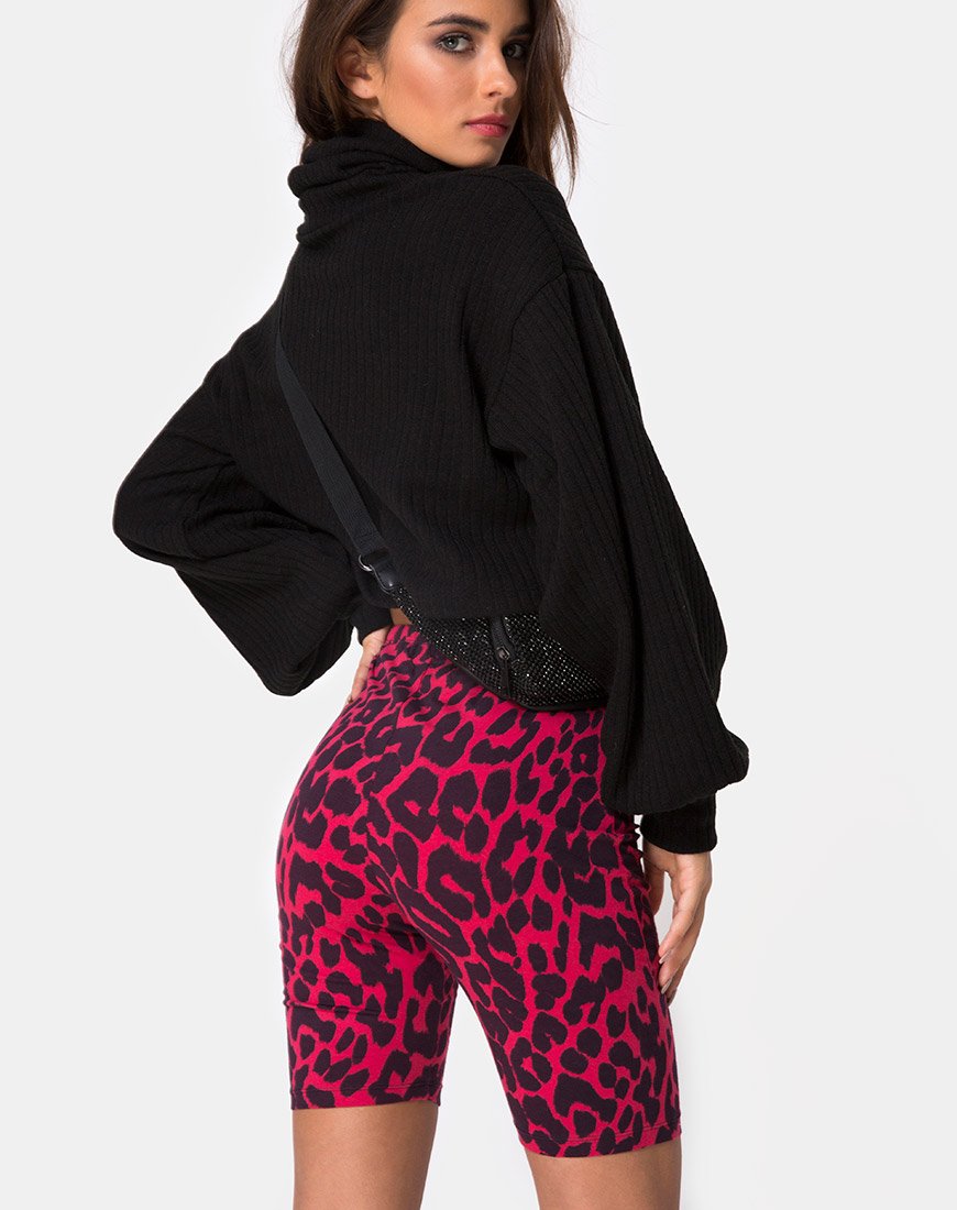 Korte broek in oversized Jaguar rood