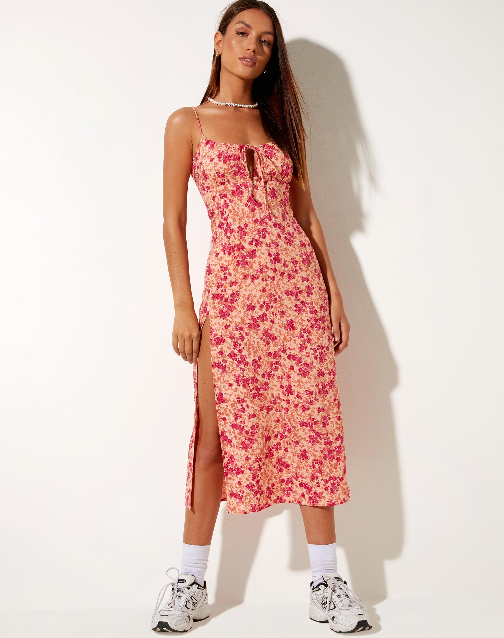 Afbeelding van Cypress Midi Dress in Dark Wild Flower Cantaloupe