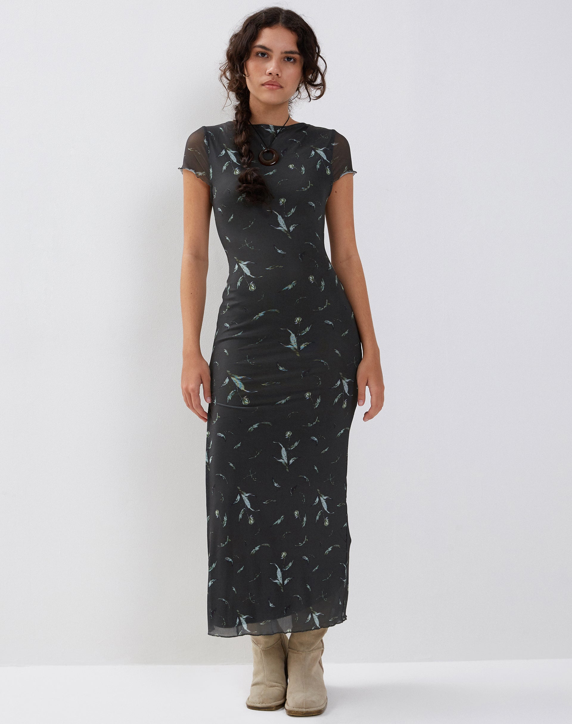 Afbeelding van Danari Mesh Maxi Dress in Floral Khaki Silhouette