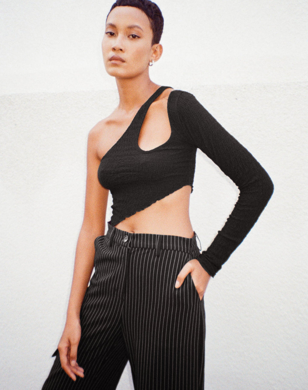 Danes Crop Top in Bubble Jersey Zwart