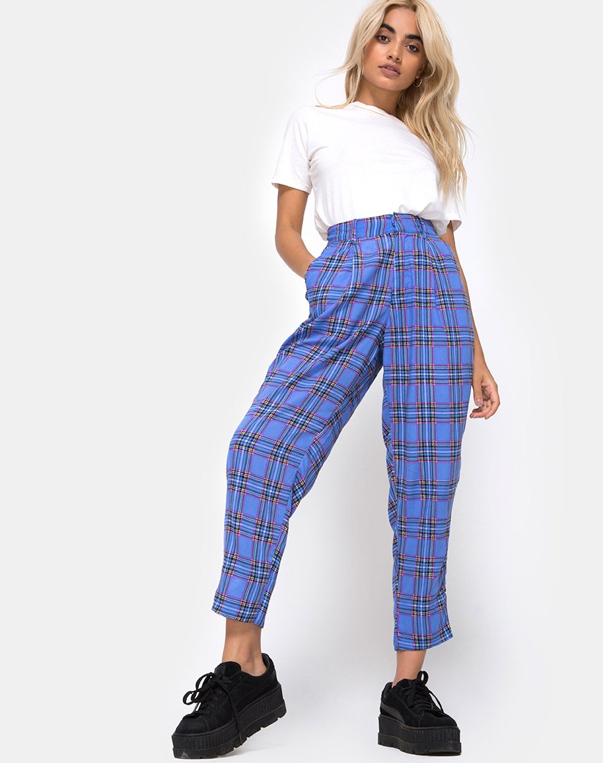 Afbeelding van Dastan broek in jaren 90 ruit blauw roze
