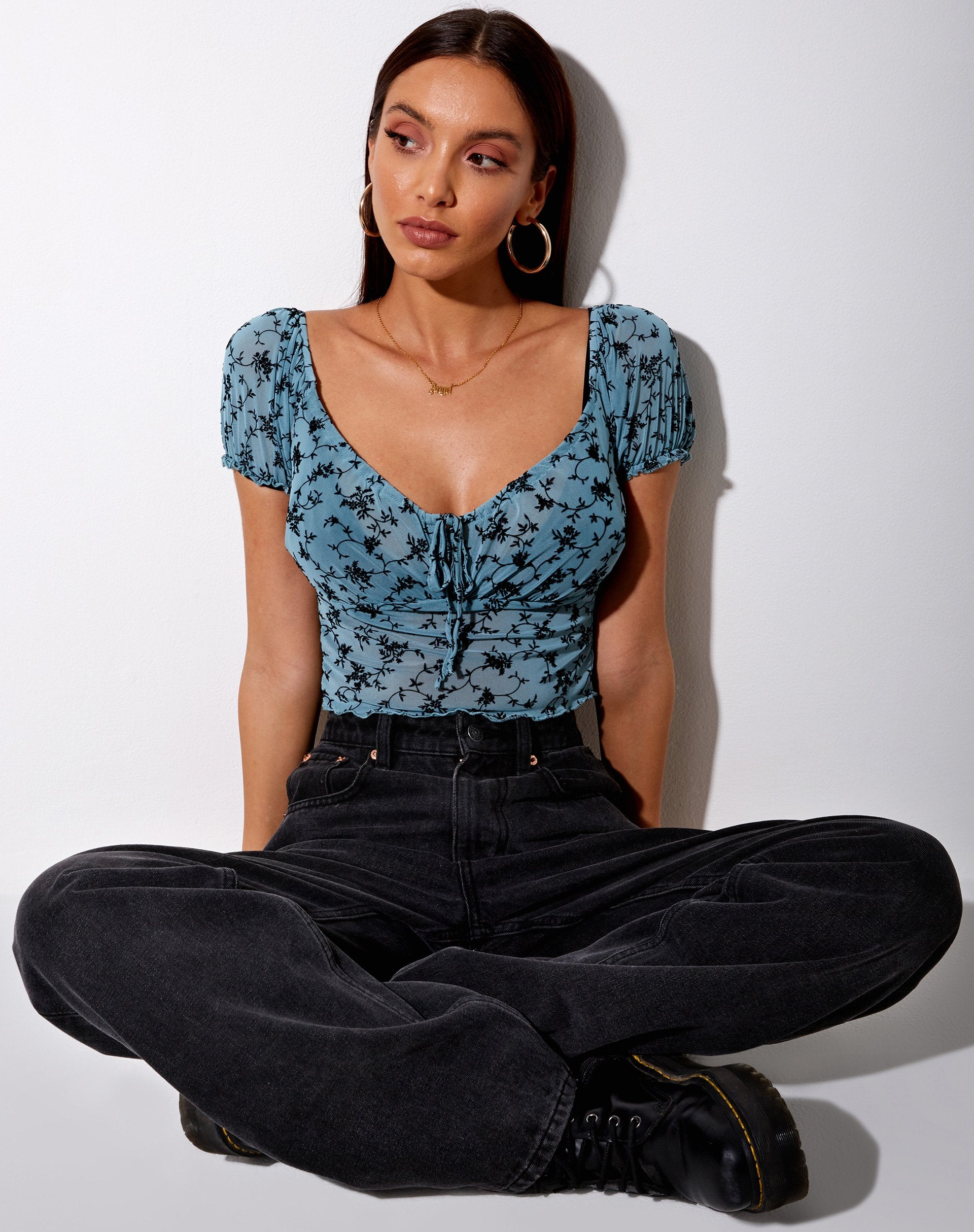 Afbeelding van Deyha Crop Top in Love Bloom Grijs en Blauw vlokje