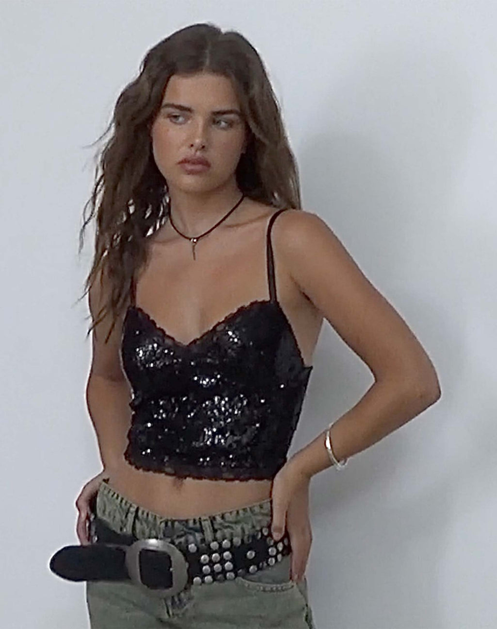 Urban X Motel Drilly Crop Top in Zwart Mini Pailletten
