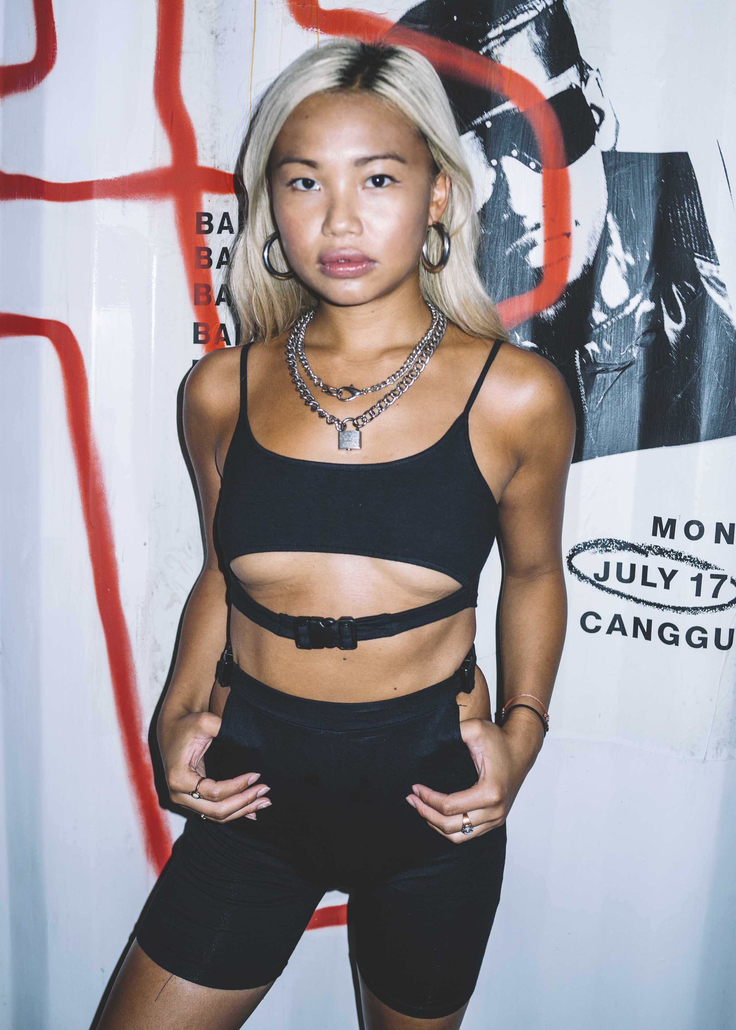 Afbeelding van Milipe Crop Top in Zwart Gespen