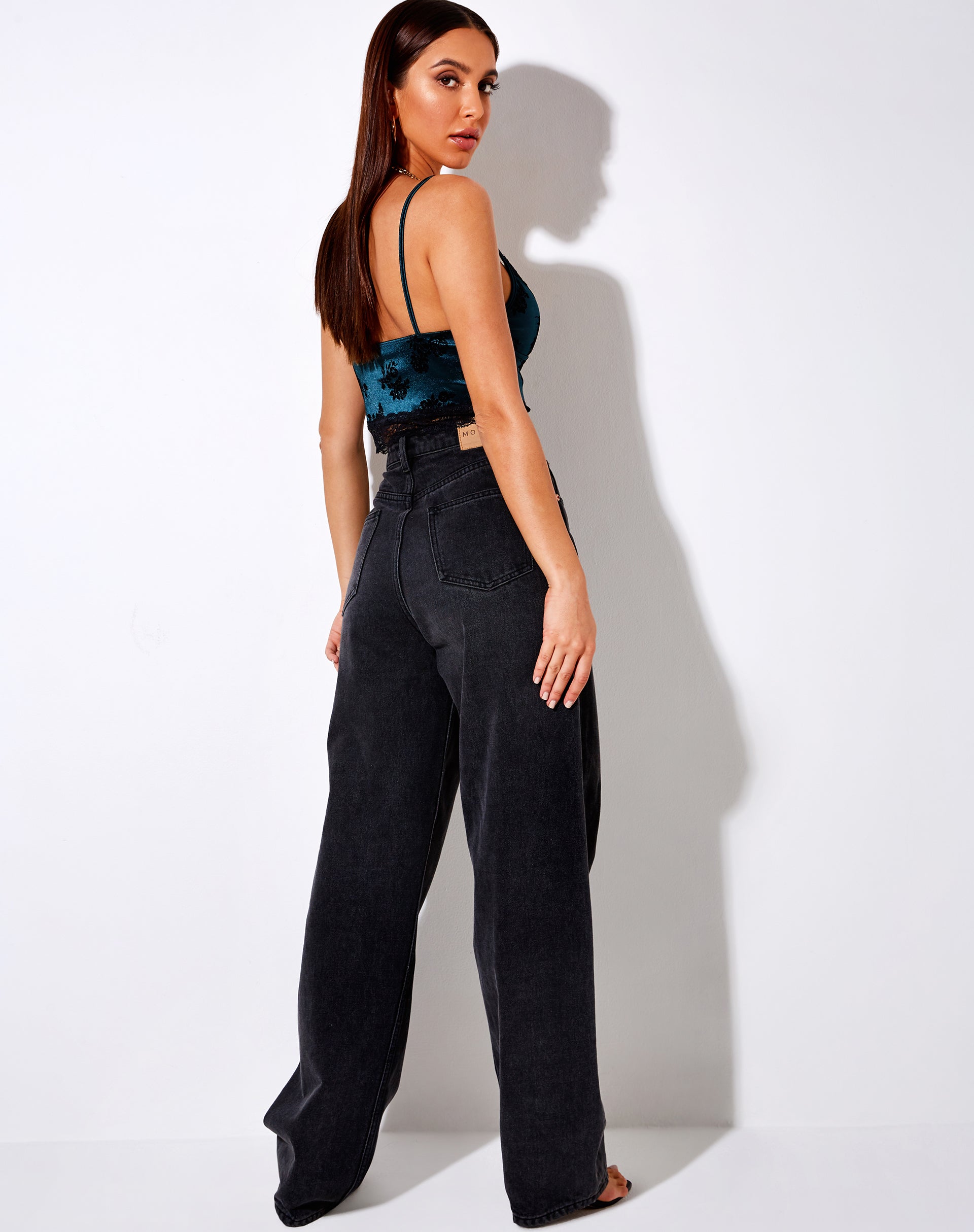 Afbeelding van Dyrana Crop Top in Rose Flock Bosgroen