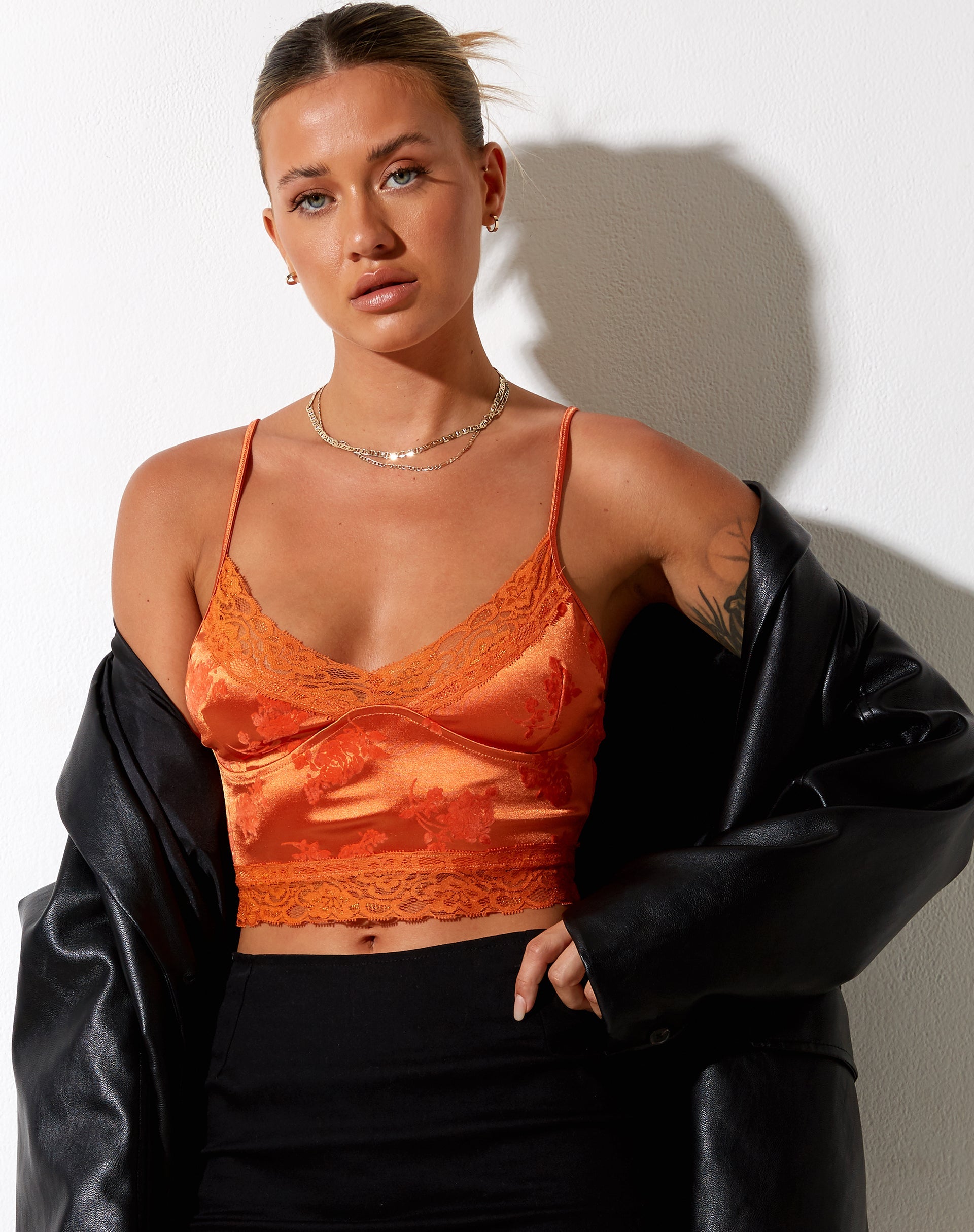 Afbeelding van Dyrana Crop Top in Rose Flock Mandarijn