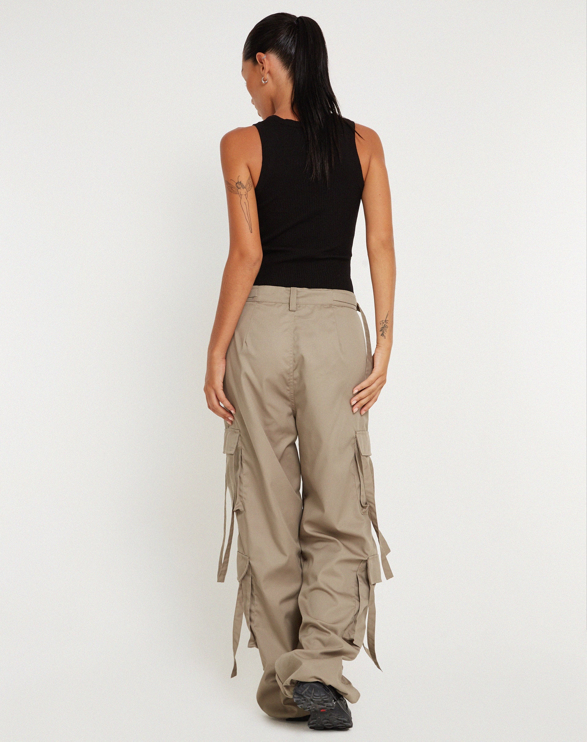 Afbeelding van Edgar wijde Cargo broek in Cotton Drill Taupe