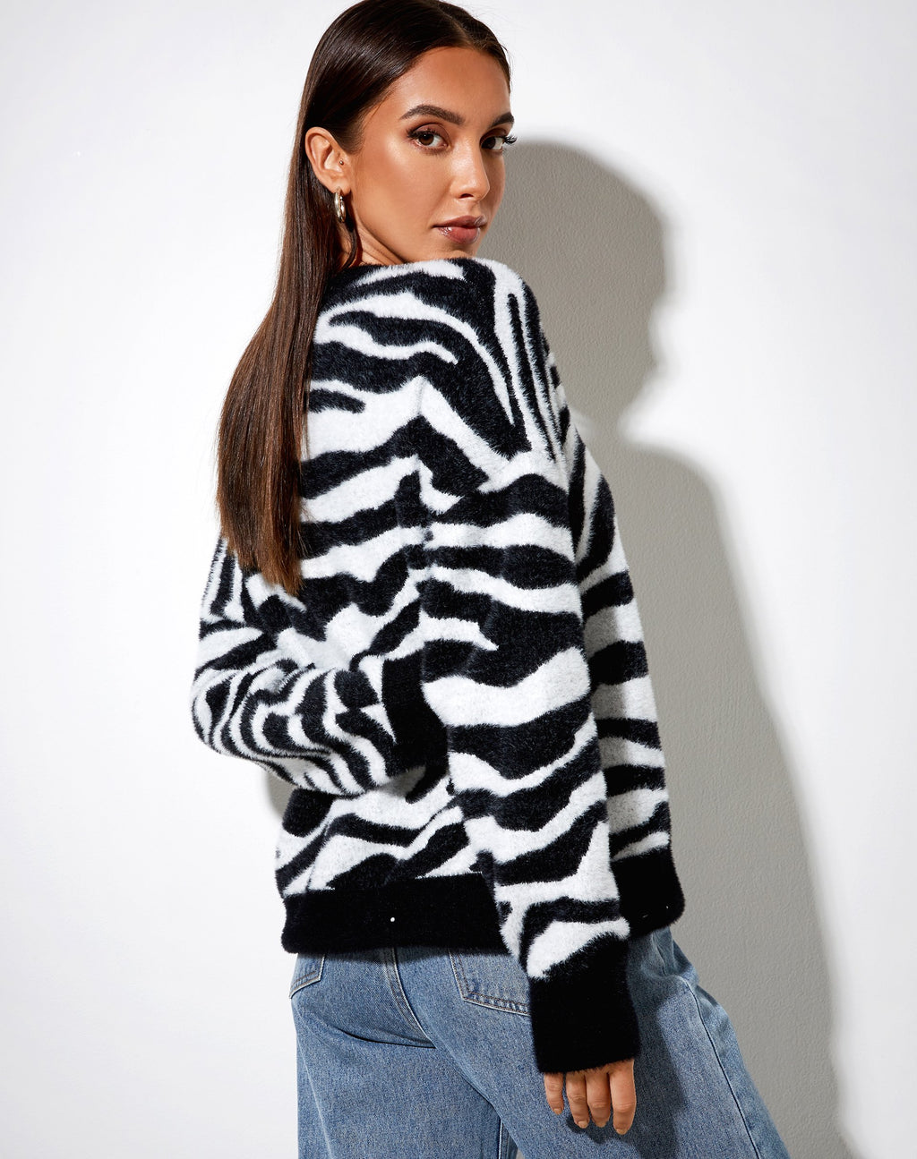 Eleni trui in gebreide zebra zwart-wit